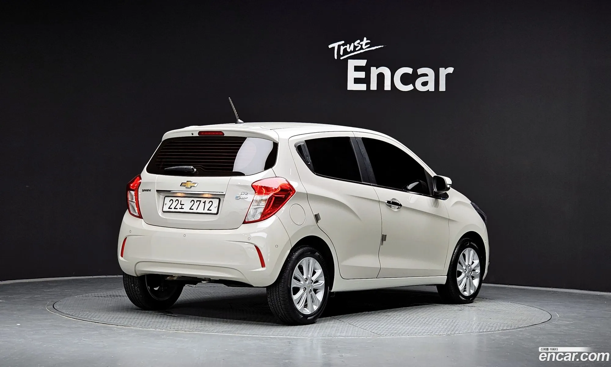 Chevrolet Spark Iv Ltz 2017 - фотография 17959495