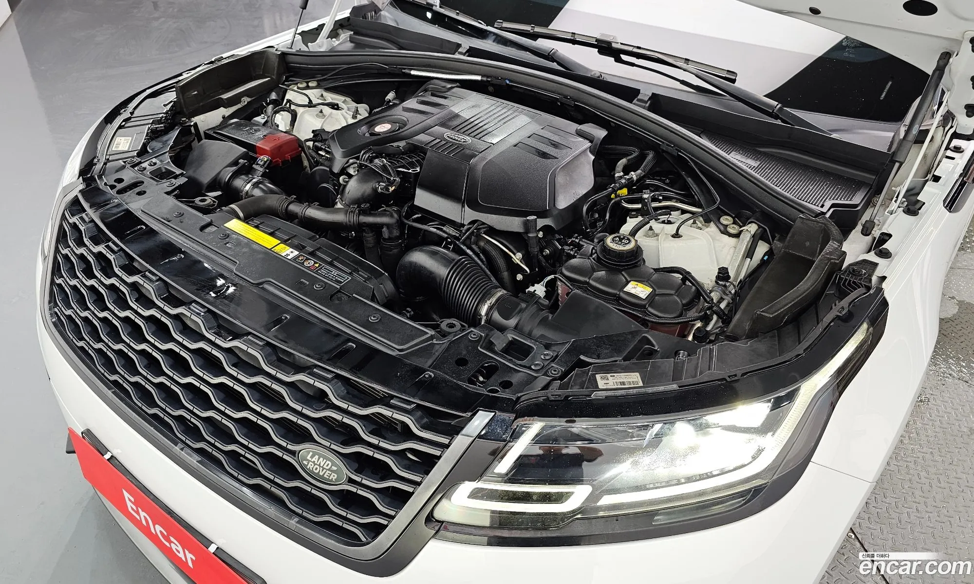 Land Rover Range Rover Velar 30 D300 R-Dynamic Hse - фотография 7314365