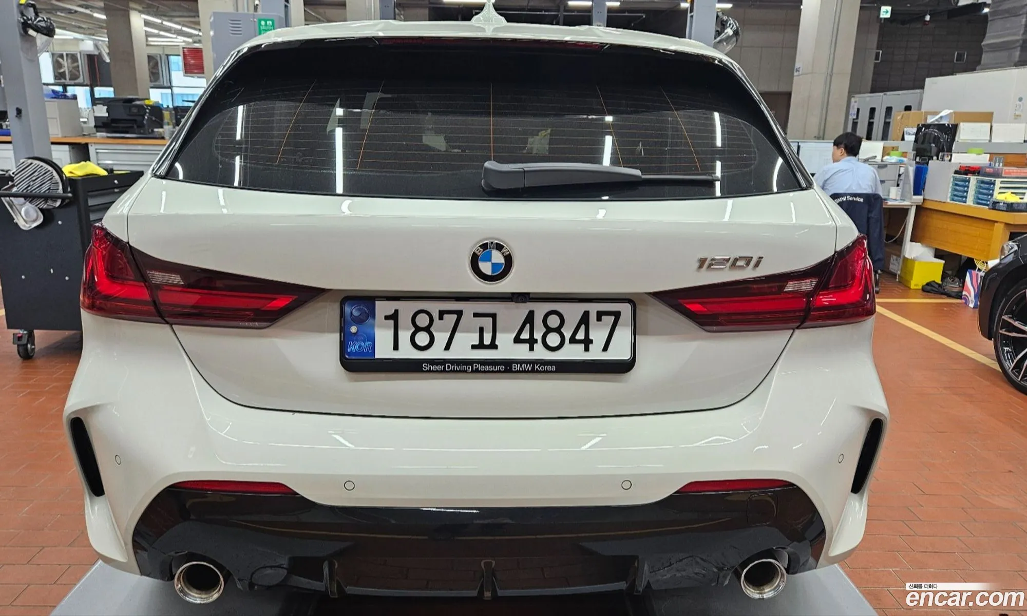 BMW 1 Series F40 120I M Sports - фотография 17859530