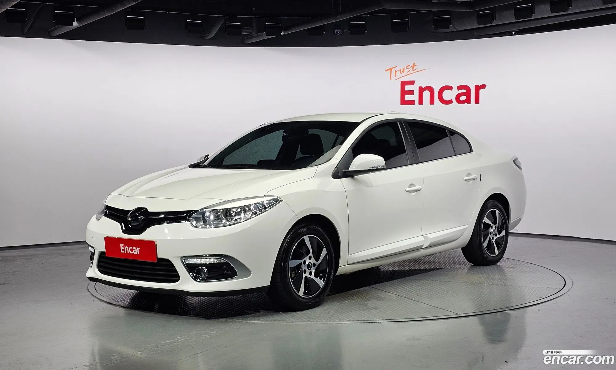 Renault Samsung Sm3 Ii Re 2018 - фотография 12467217