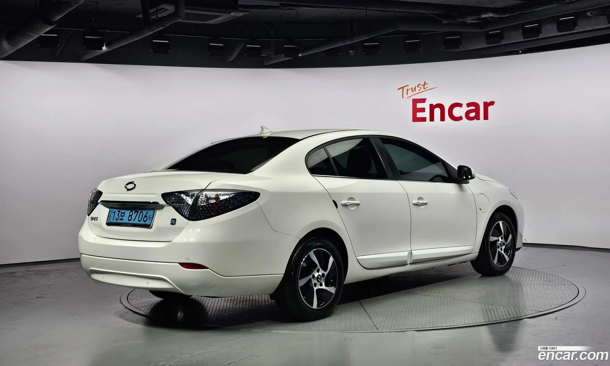 Renault Samsung Sm3 Ii Re 2018 - фотография 12467218
