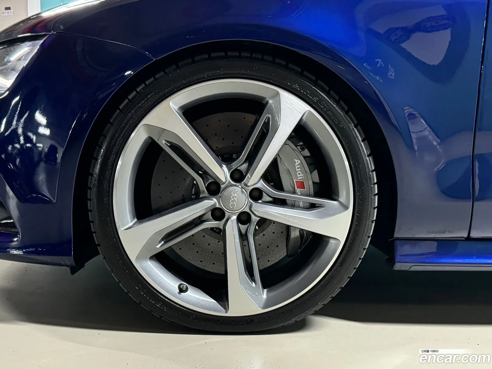 Audi Rs7 40 Tfsi Quattro 4G - фотография 437859