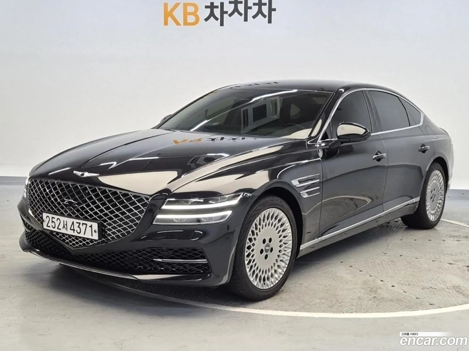 Genesis G80 Rg3 Gasoline 35 Turbo Awd - фотография 1796472