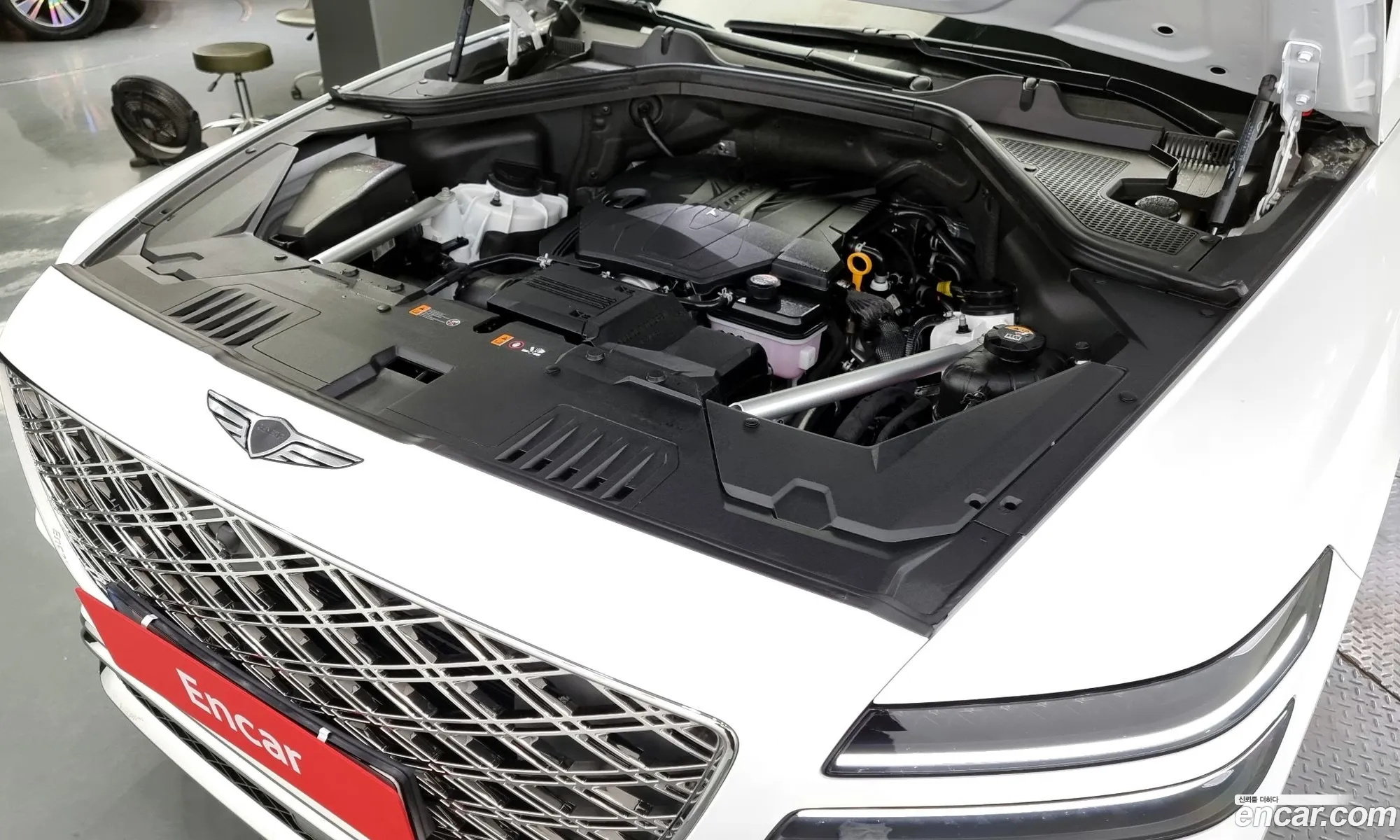 Genesis Gv80 25T Gasoline Awd 2024 - фотография 1796417