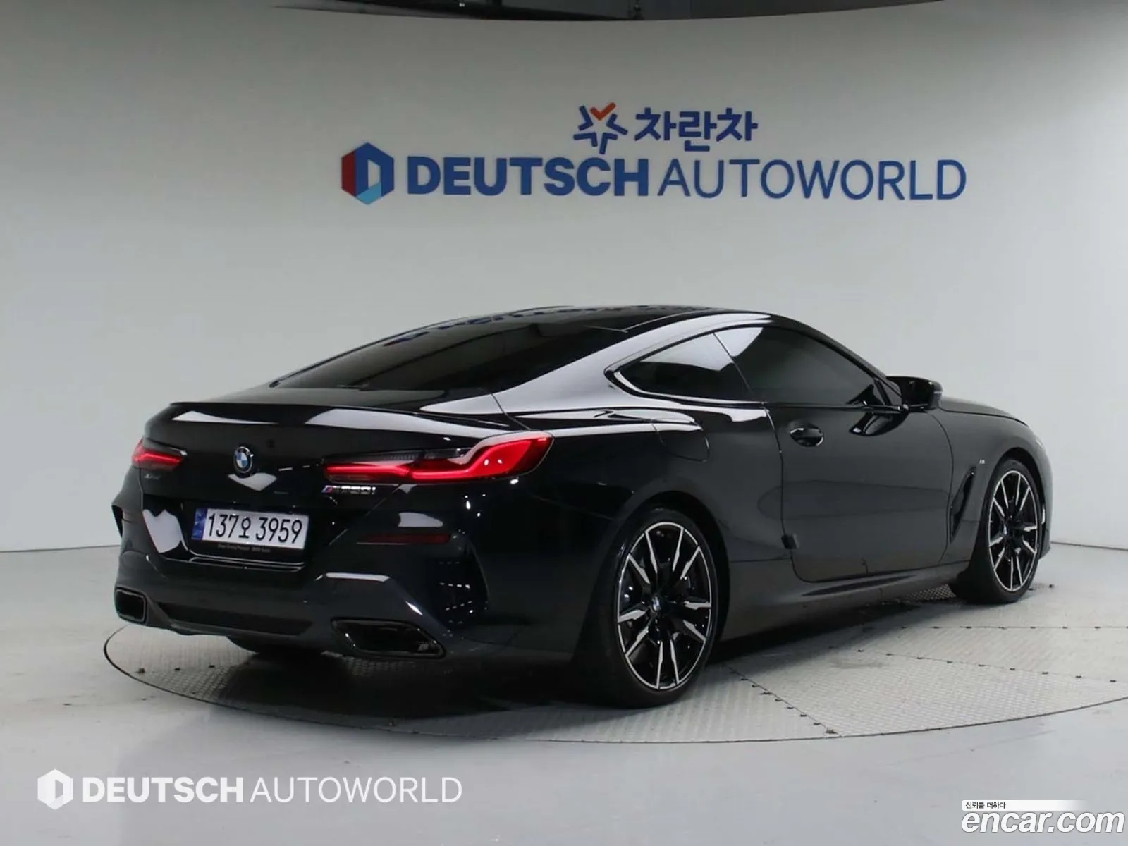 BMW 8Er M850I ​​xDrive Coupe 2023 - фотография 4368310