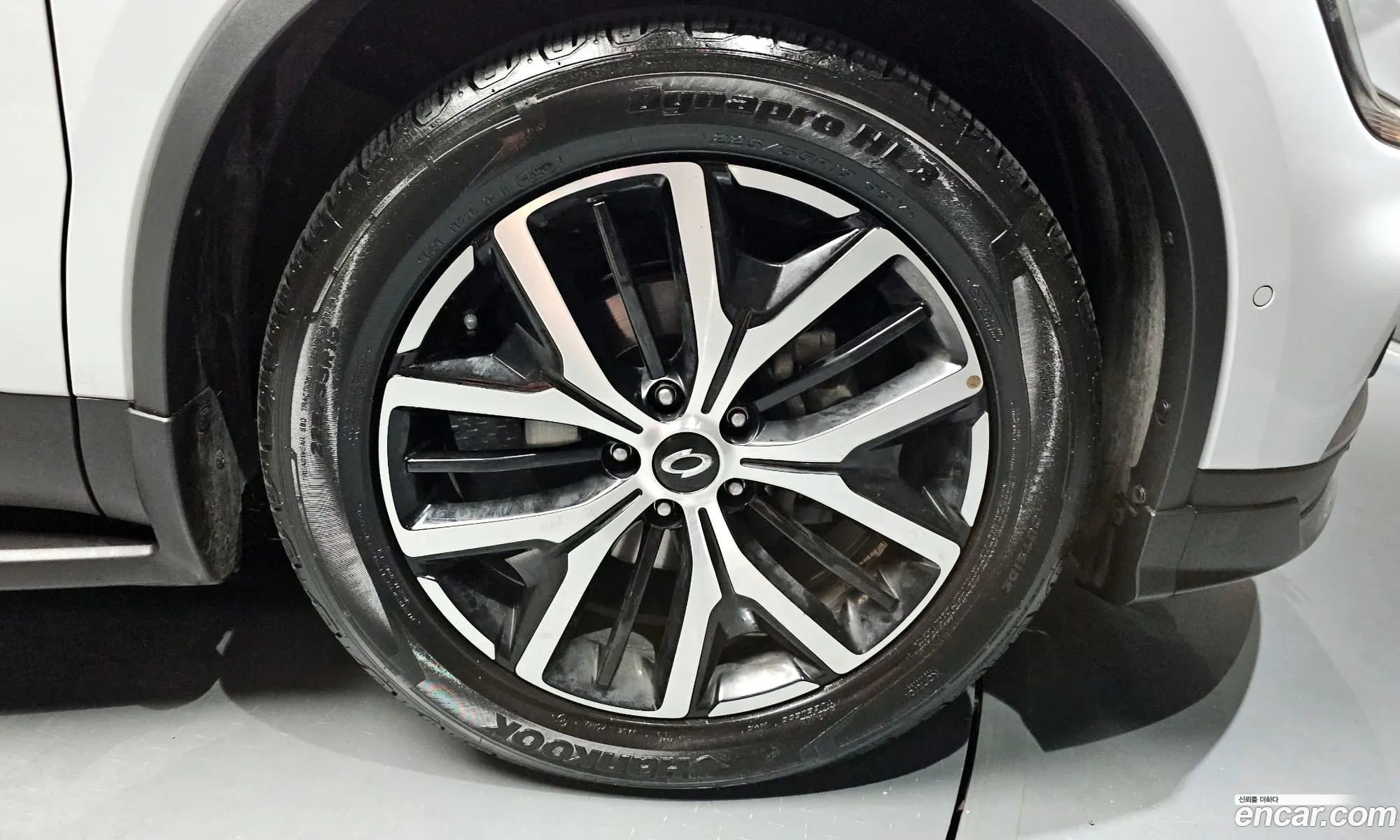 Renault Korea Samsung The New Qm6 20 Lpe Re Signature 2Wd - фотография 12441883