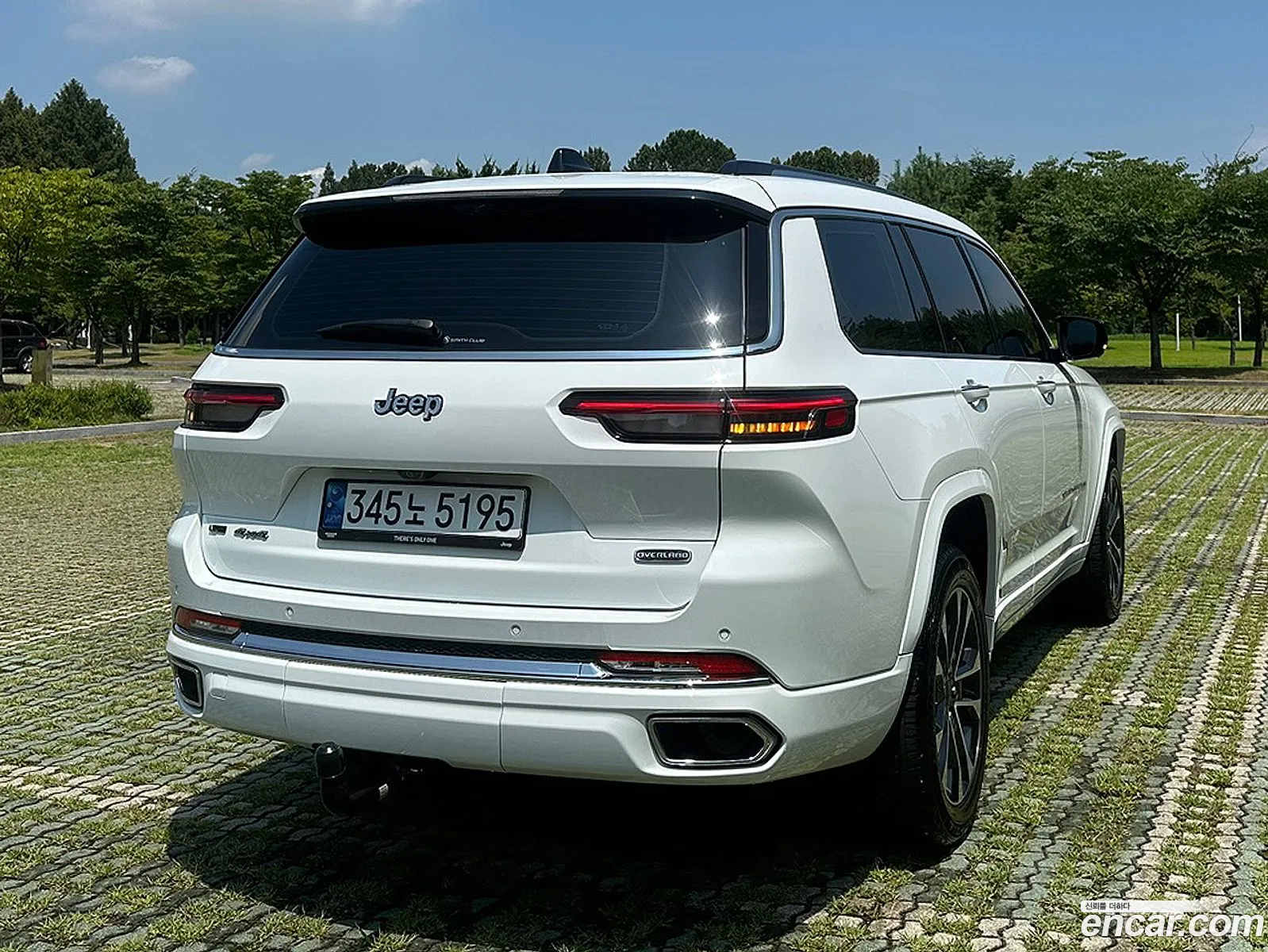 Jeep Cherokee 36 Overland 2023 - фотография 4597078