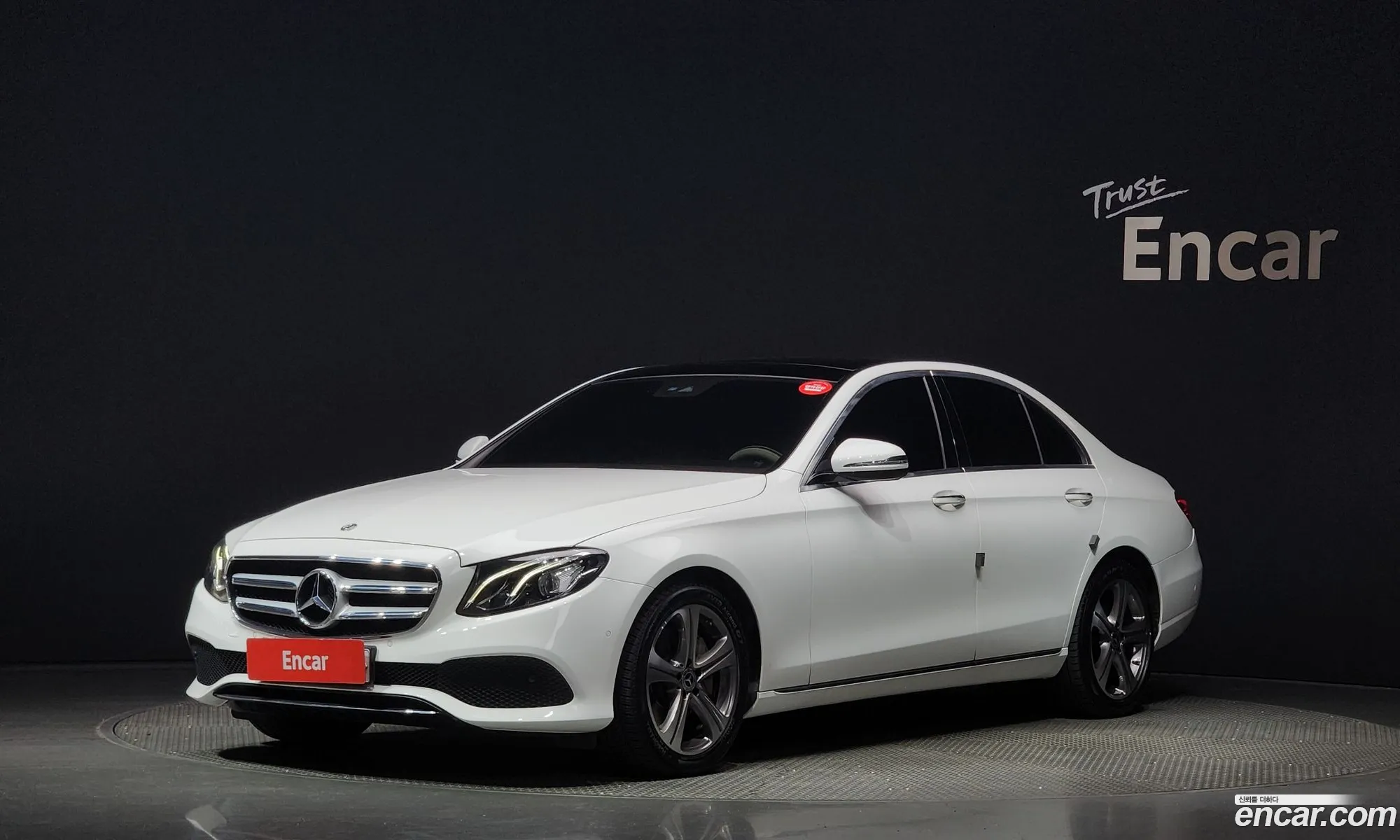 Mercedes-Benz E-Klasse V W213 S213 C238 E300 Avantgarde 2019 - фотография 16873618