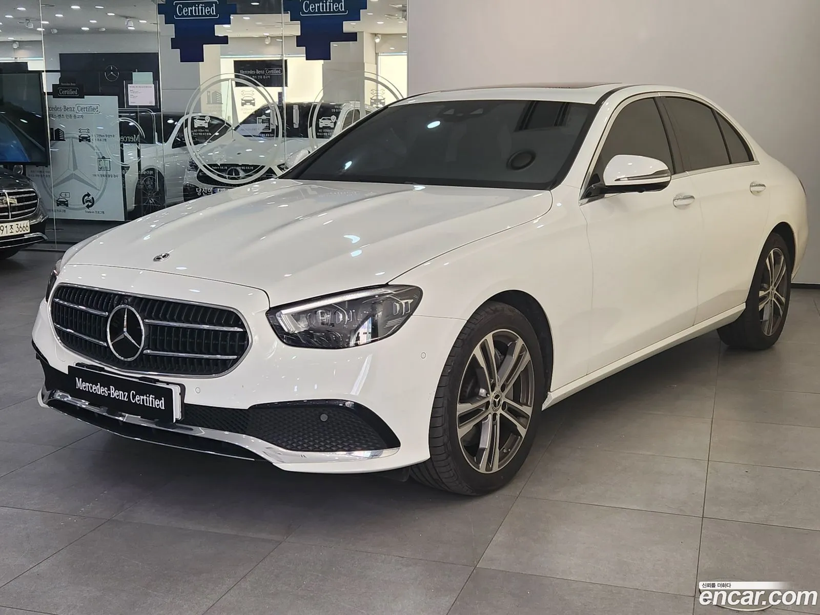 Mercedes-Benz E-Klasse V W213 S213 C238 E350 4Matic Avantgarde 2022 - фотография 16873644