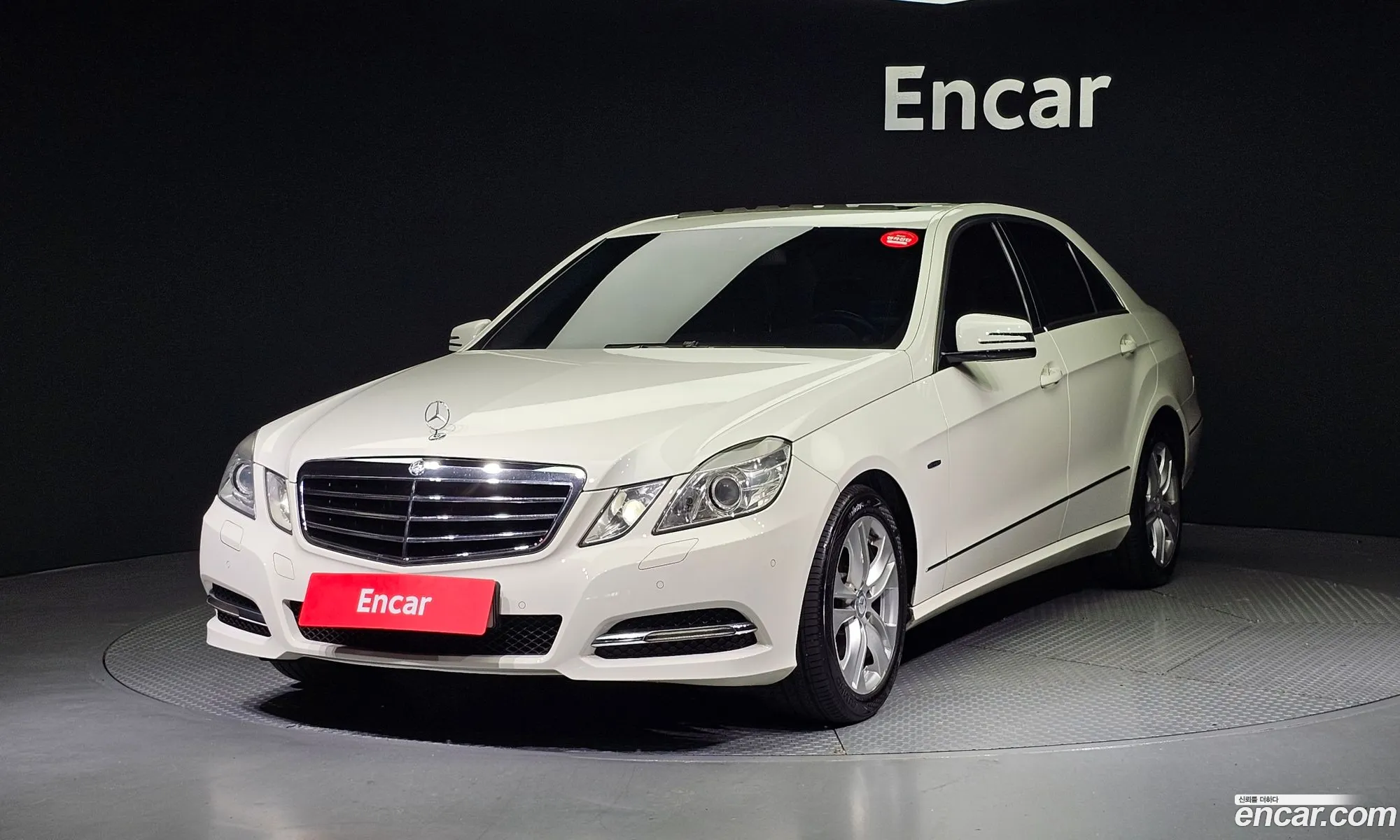 Mercedes E-Class W212 E200 Cgi Avant Garde - фотография 19043499