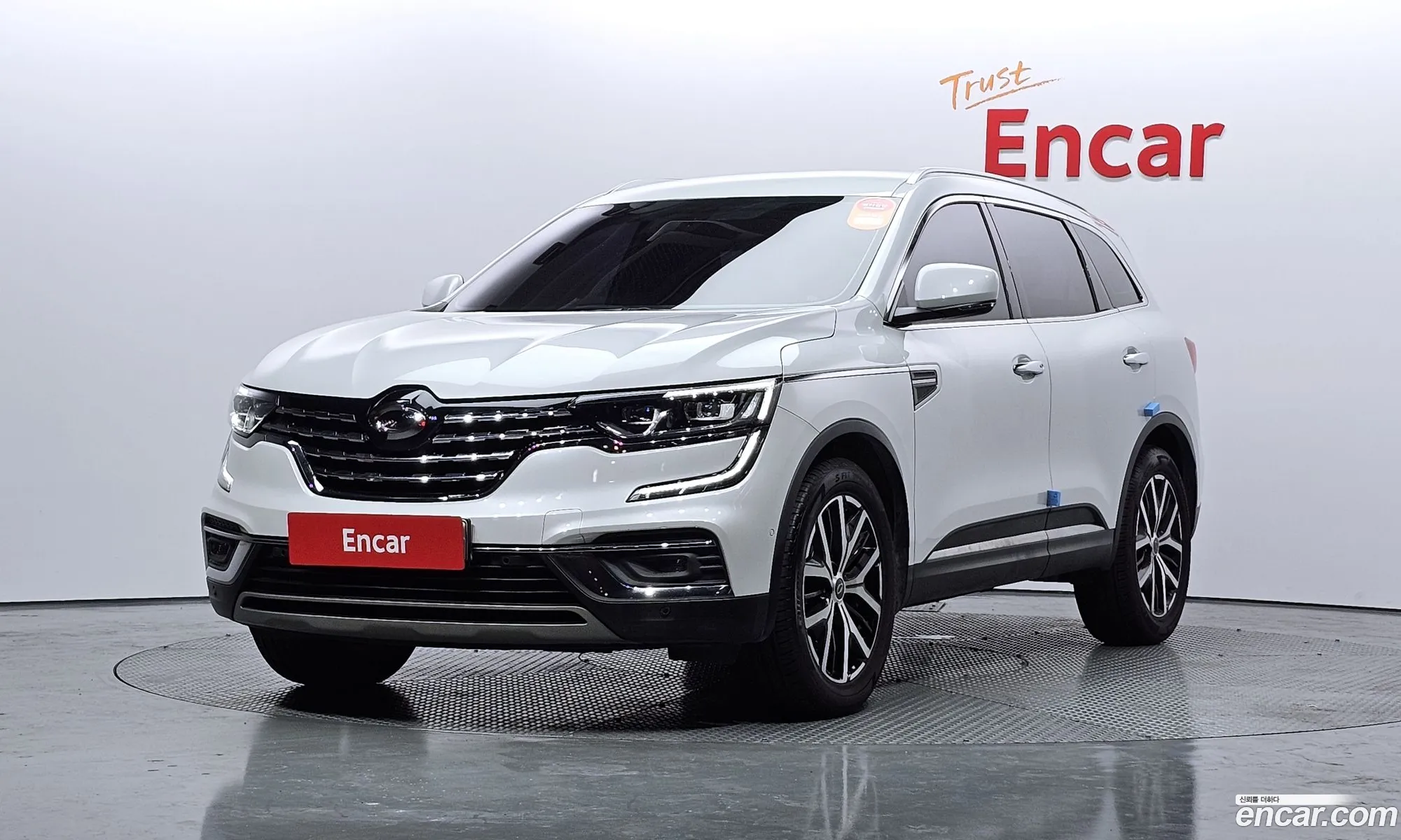 Renault Samsung Qm6 20 Gde Re Signature 2Wd 2020 - фотография 12441806