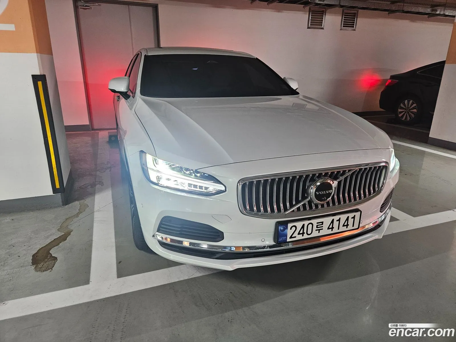 Volvo S90 T8 Awd Ultimate Bright 2023 - фотография 4910813