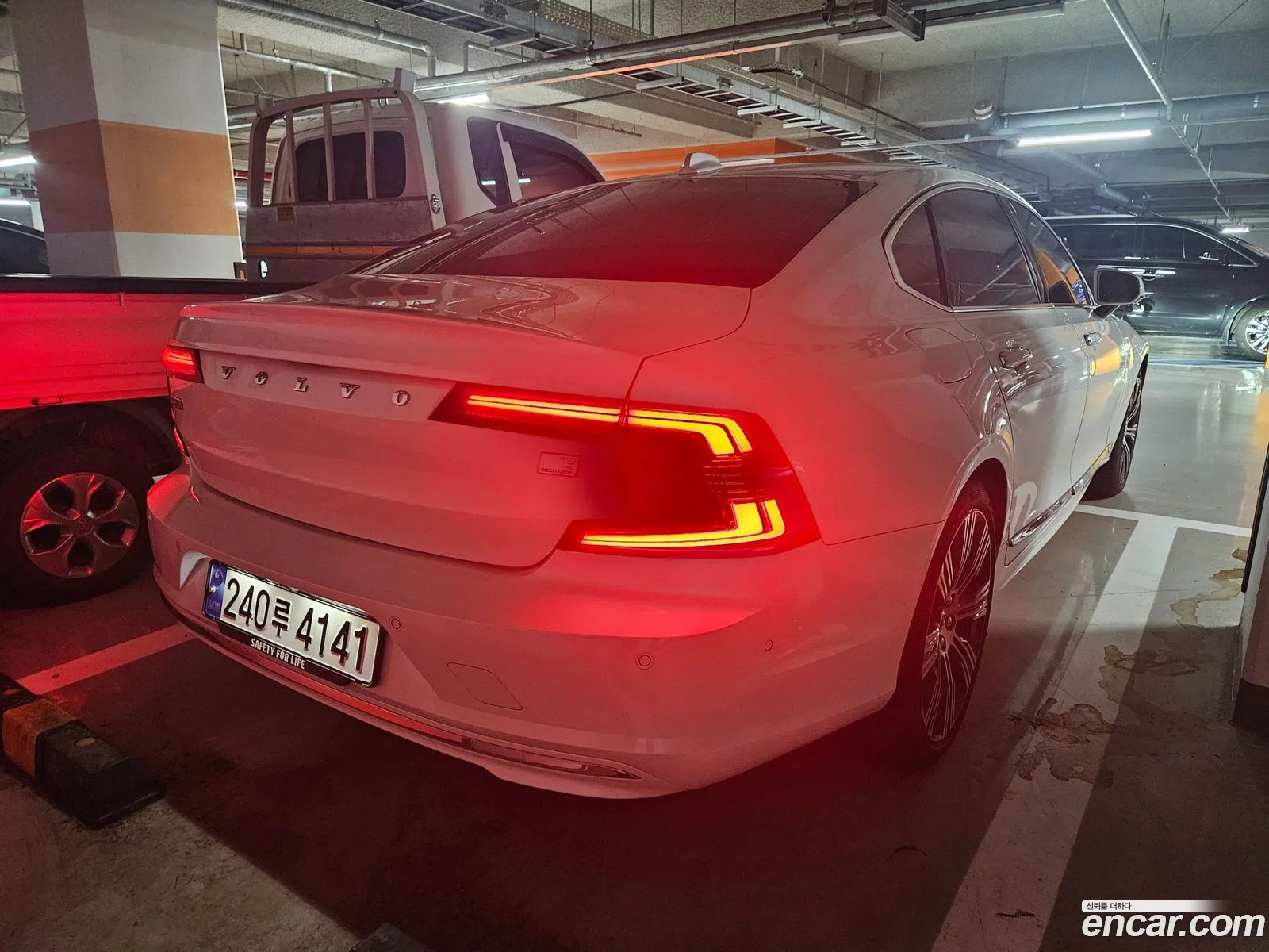 Volvo S90 T8 Awd Ultimate Bright 2023 - фотография 4910816