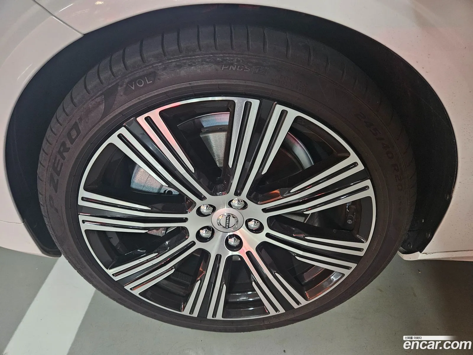 Volvo S90 T8 Awd Ultimate Bright 2023 - фотография 4910817