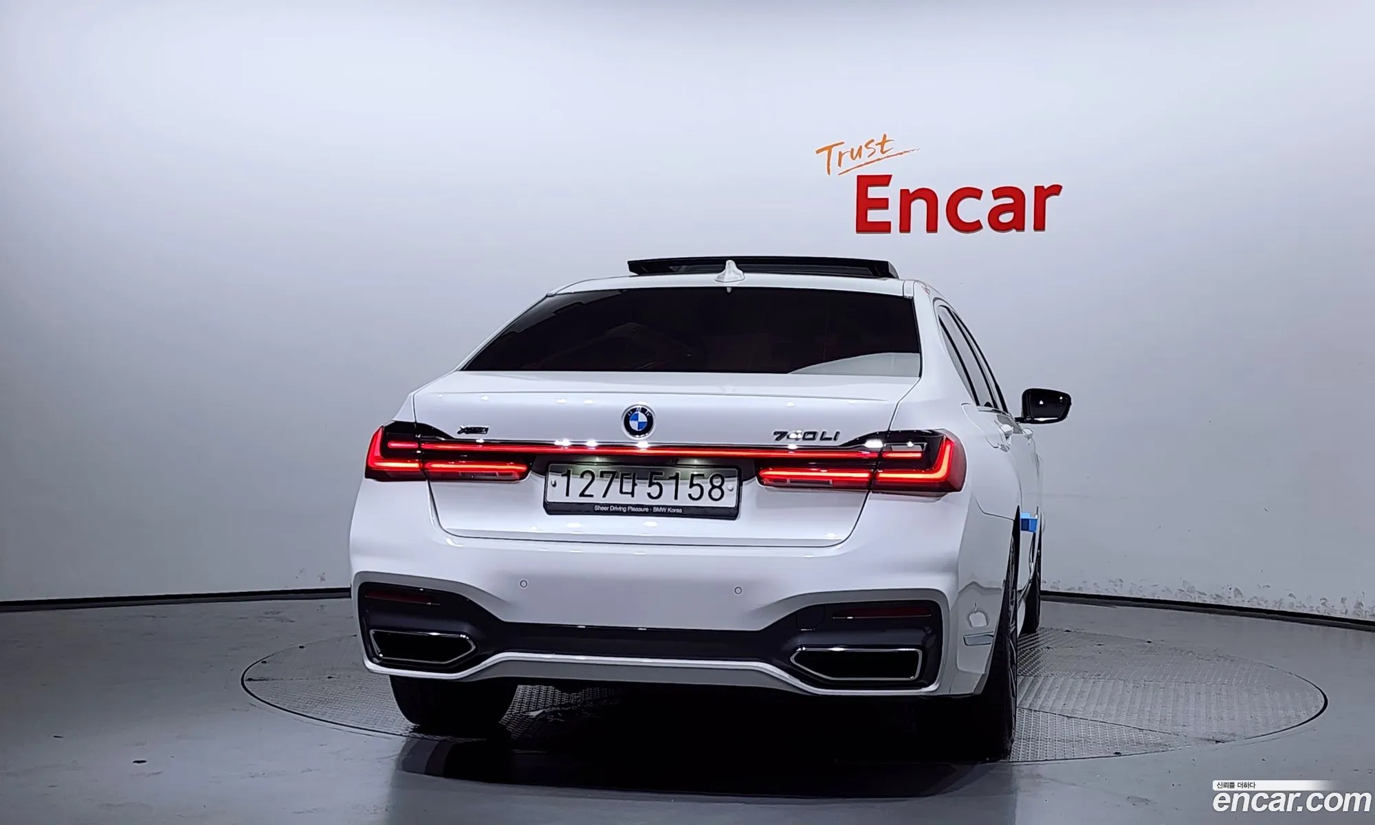 BMW 7 Series G11 740Li xDrive M Sports - фотография 6743451