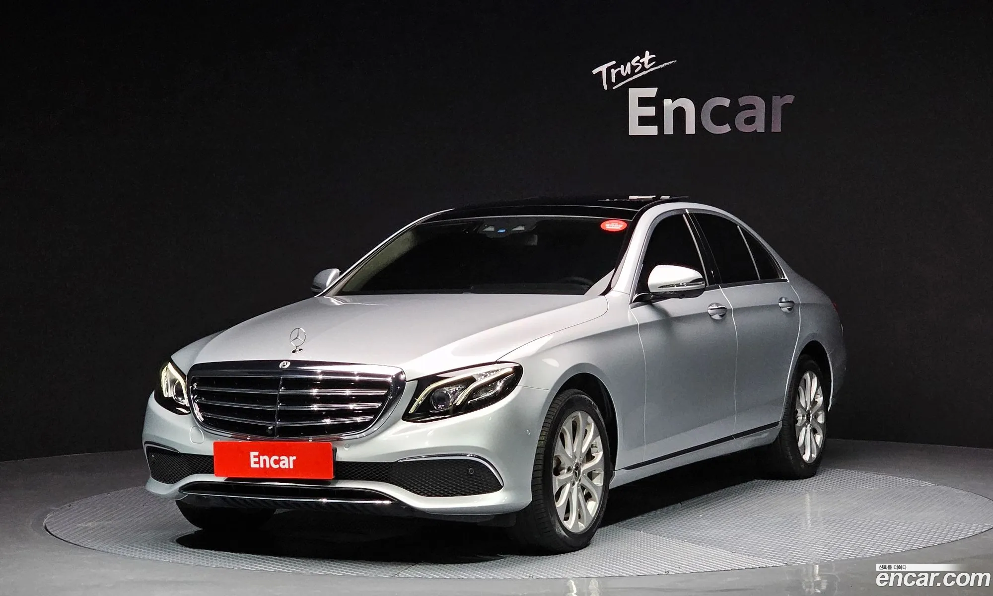 E-Class W213E300 4Matic Exclusive - фотография 8327958