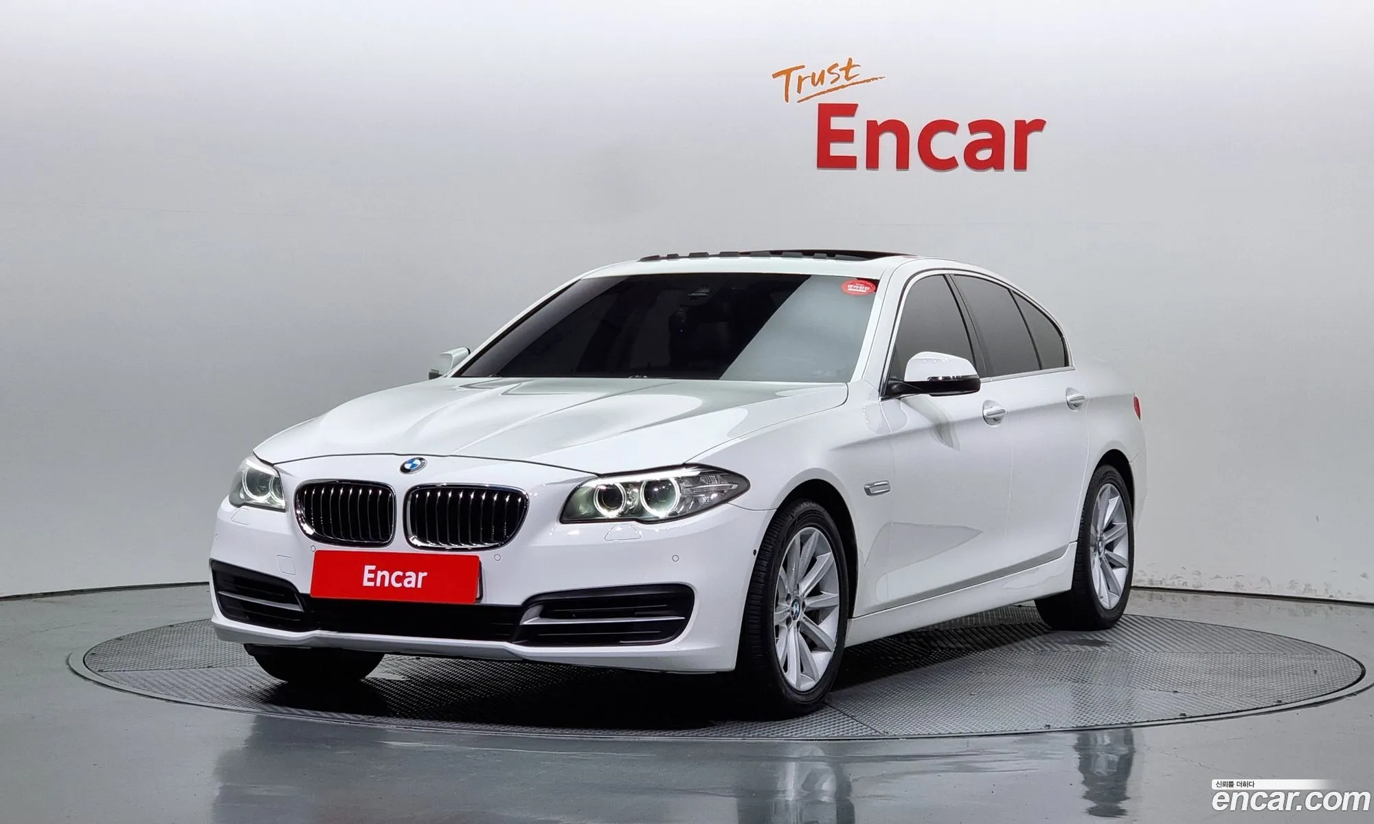 BMW 5 Series F10 528I - фотография 18564322