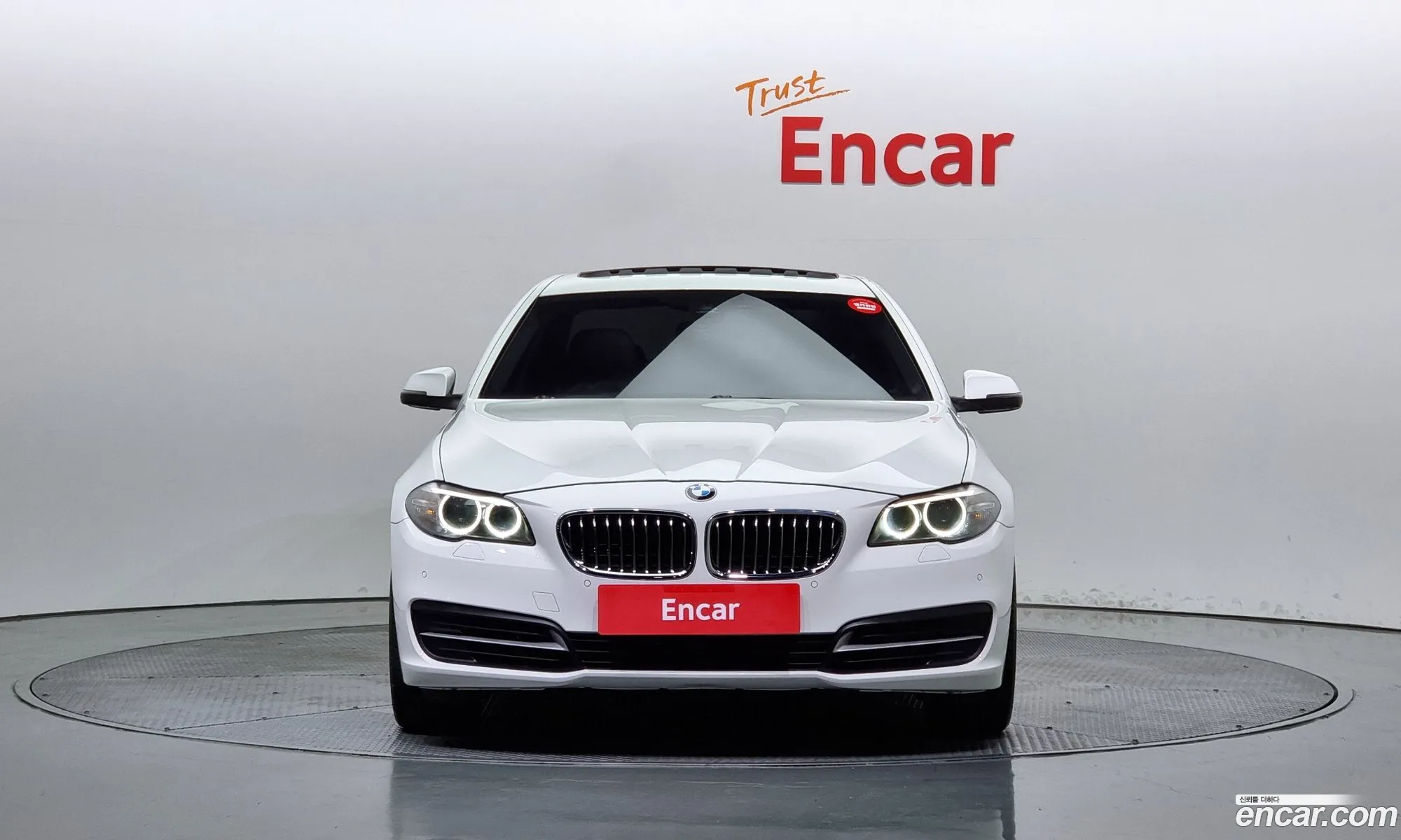BMW 5 Series F10 528I - фотография 18564324