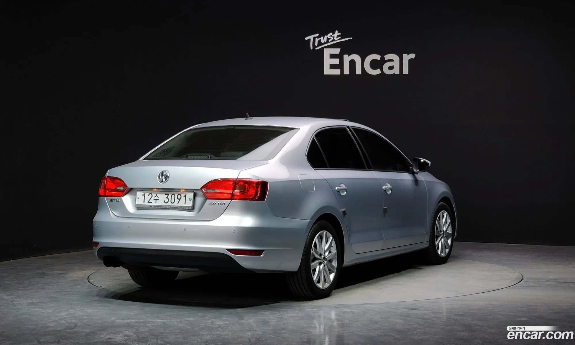 Volkswagen New Jetta 20 Tdi 6Th Generation - фотография 8240842