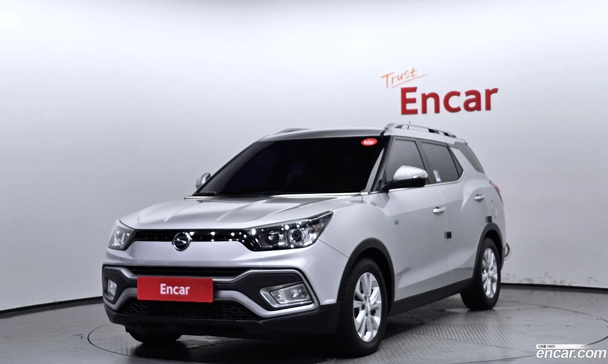 Kg Mobility Ssangyong Tivoli Air Diesel Ix 2Wd - фотография 6798273