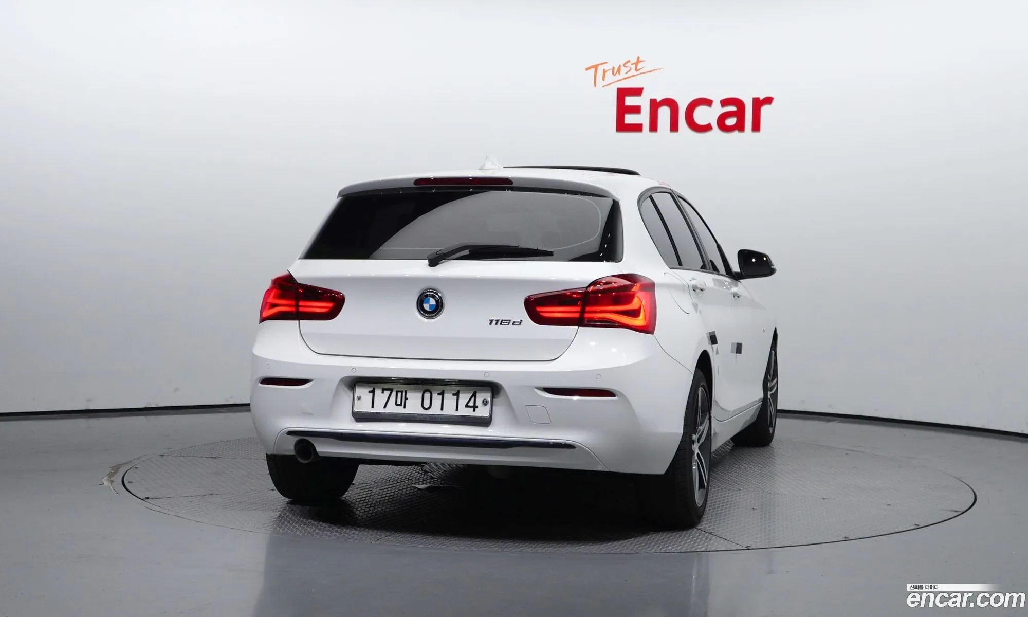 BMW 1Er Ii F20F21 118D Sport 5 Door 2016 - фотография 12862869