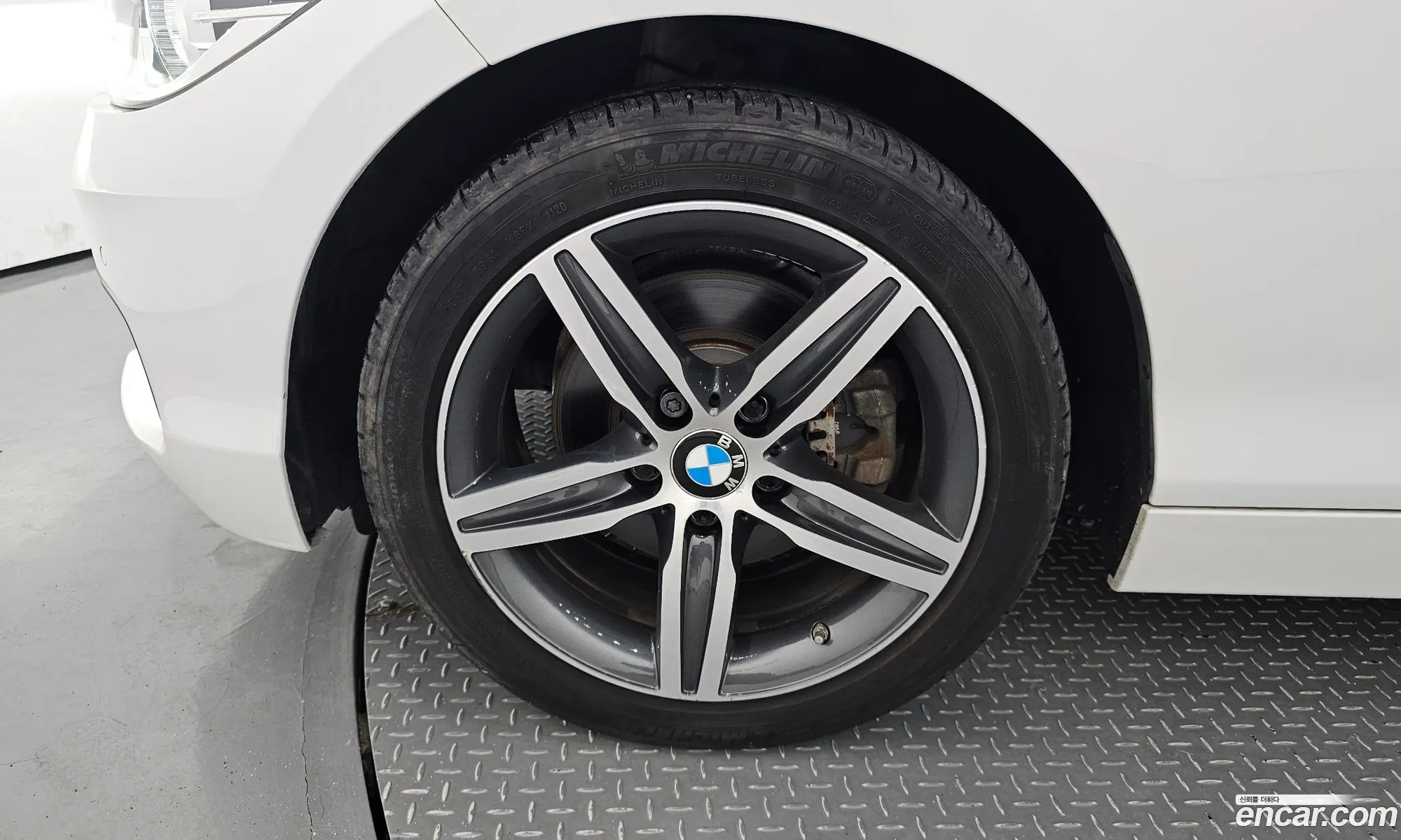 BMW 1Er Ii F20F21 118D Sport 5 Door 2016 - фотография 12862870