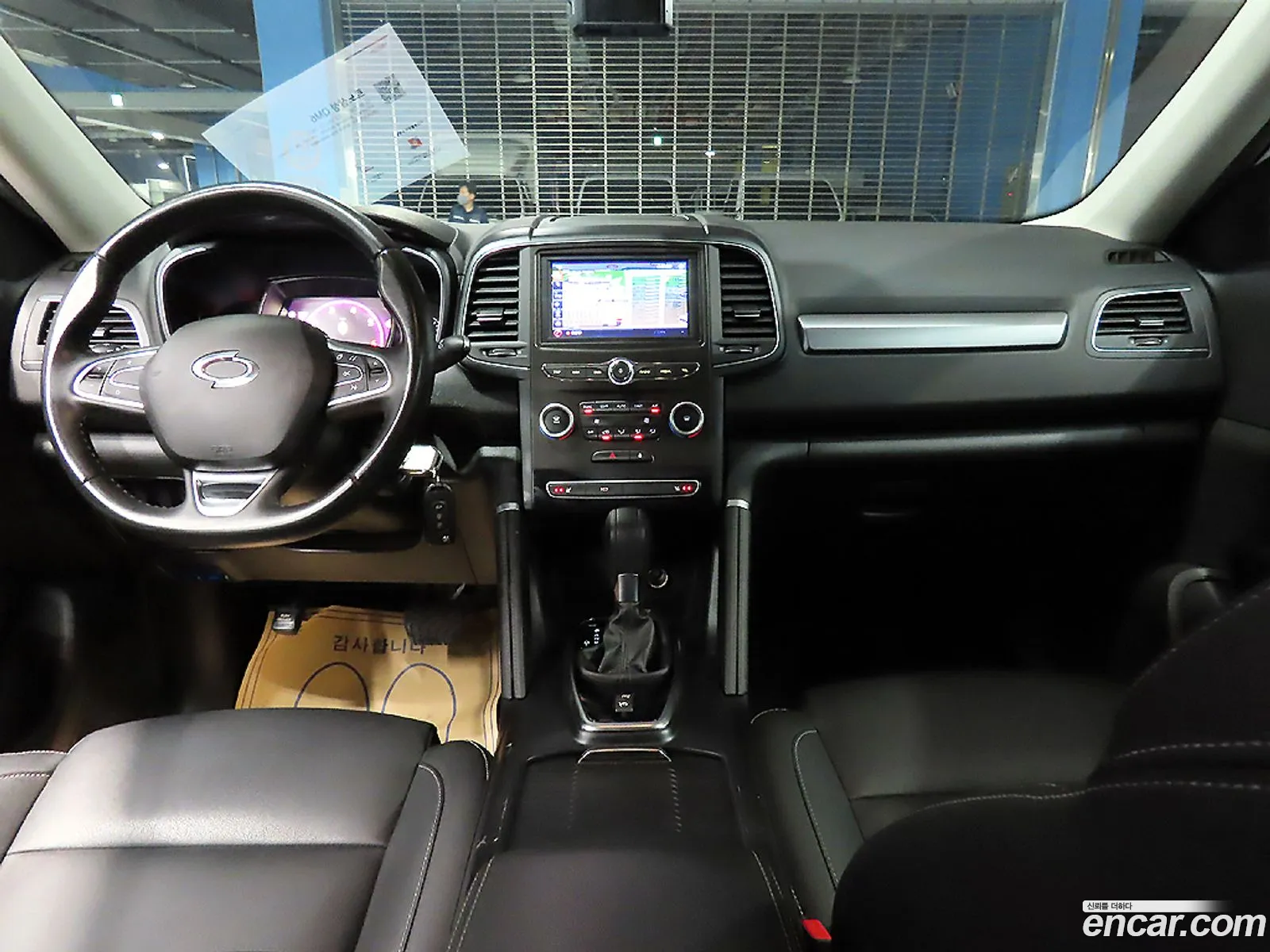 Renault Samsung Qm6 20 Lpe Se 2Wd 2020 - фотография 12383357