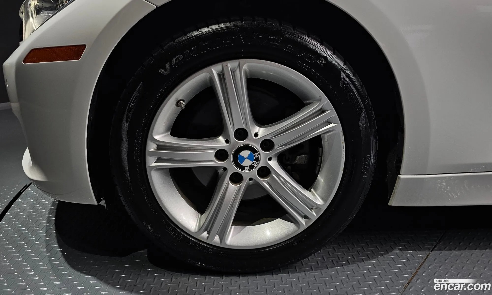 BMW 3 Series F30 320D - фотография 12039909