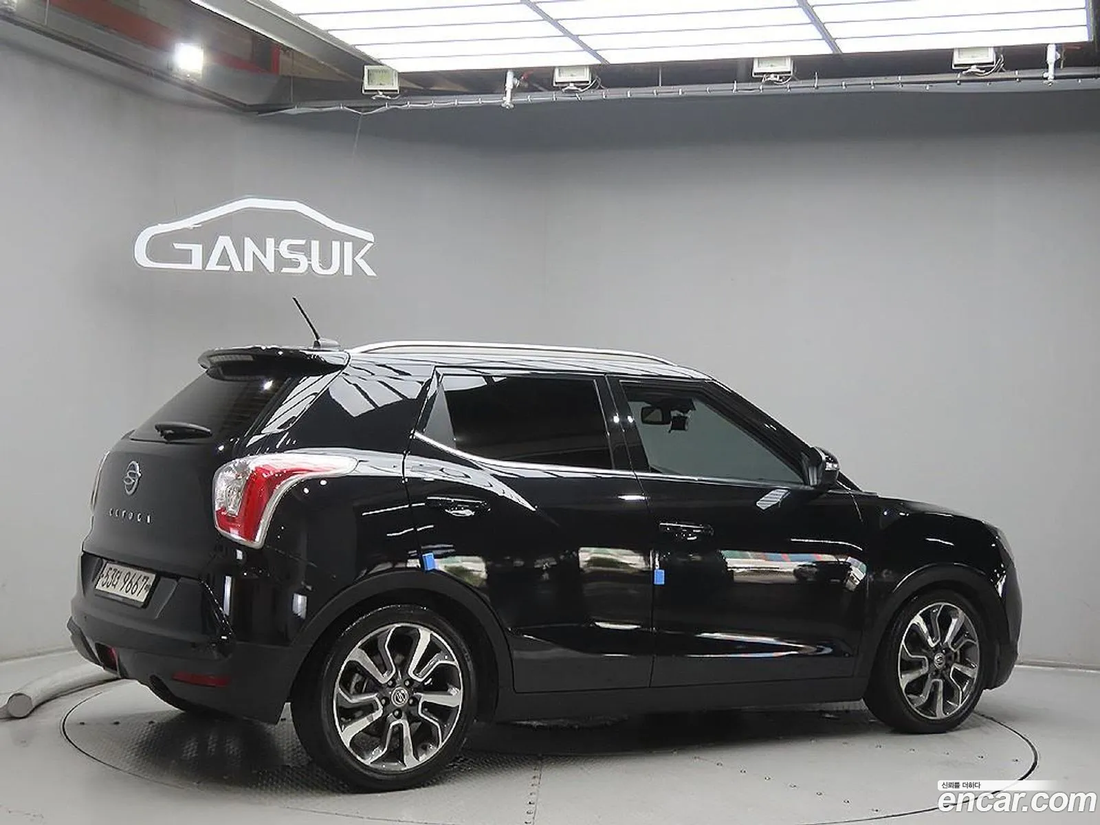 Kg Mobility Ssangyong Tivoli Lx 2Wd Top-Of-The-Line Model - фотография 6949325