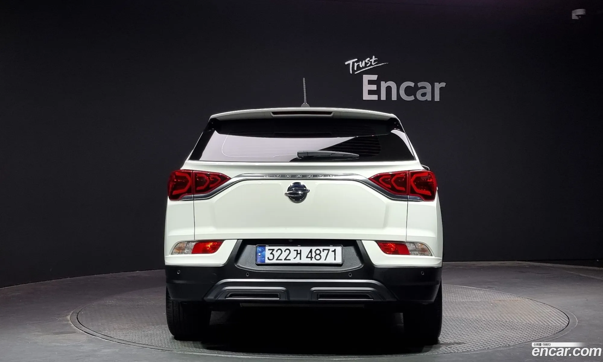 Kg Mobility Ssangyong Beautiful Korando Gasoline 15 2Wd C3 Plus - фотография 4932475