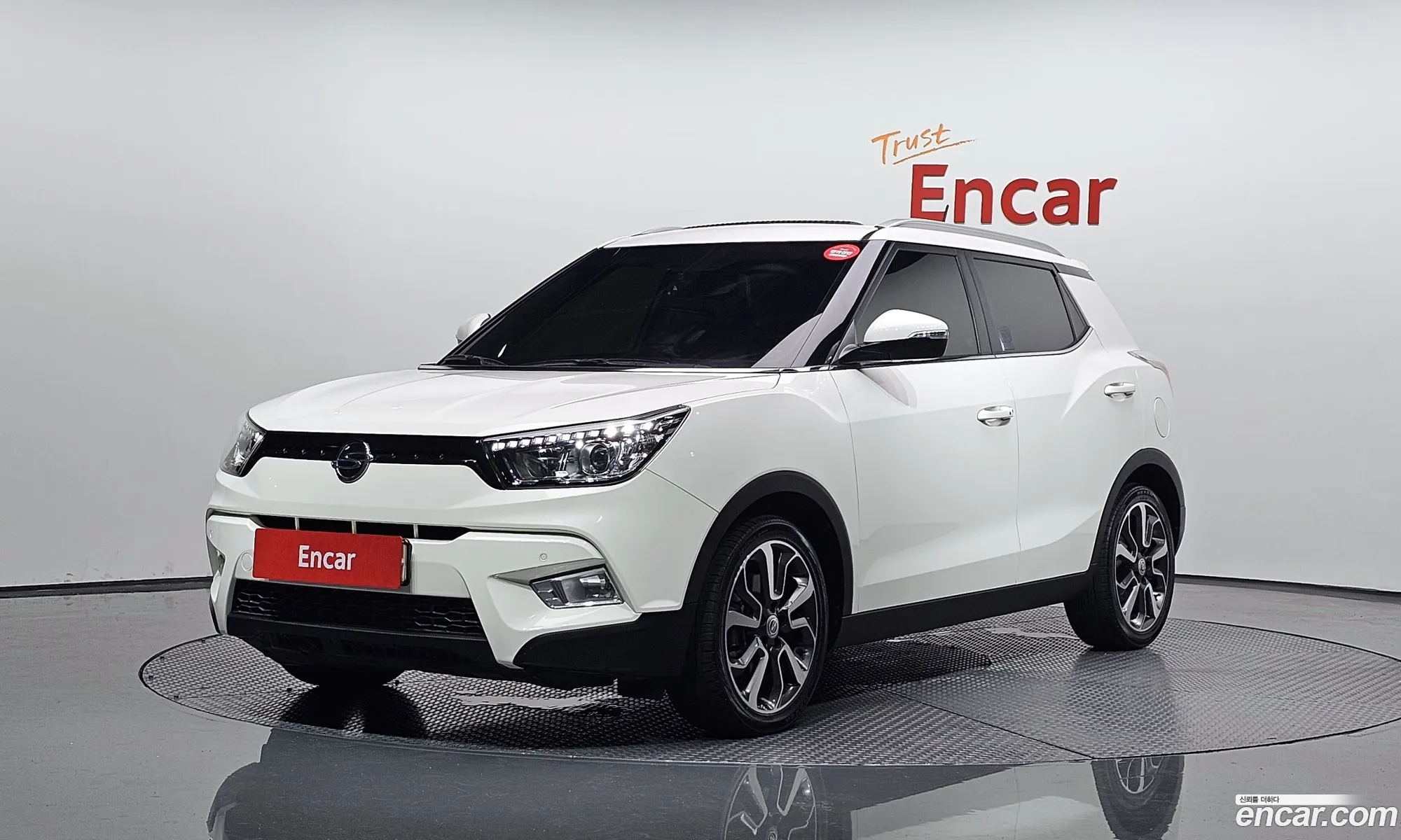 Kg Mobility Ssangyong Tivoli Lx 2Wd - фотография 7497029