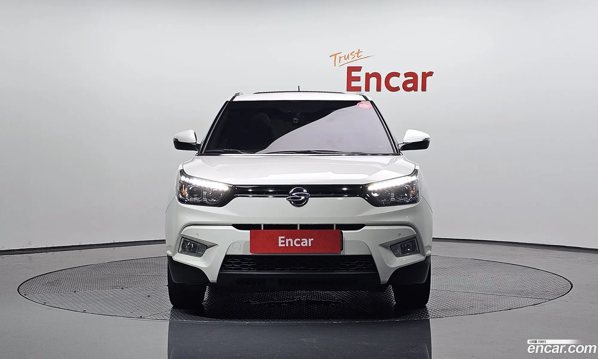 Kg Mobility Ssangyong Tivoli Lx 2Wd - фотография 7497031