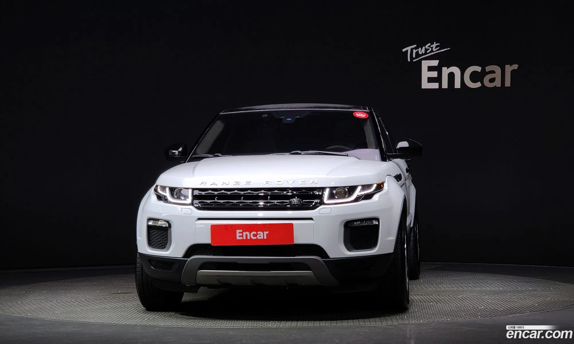 Land Rover Range Rover Evoque 20 Td4 Se - фотография 7341457