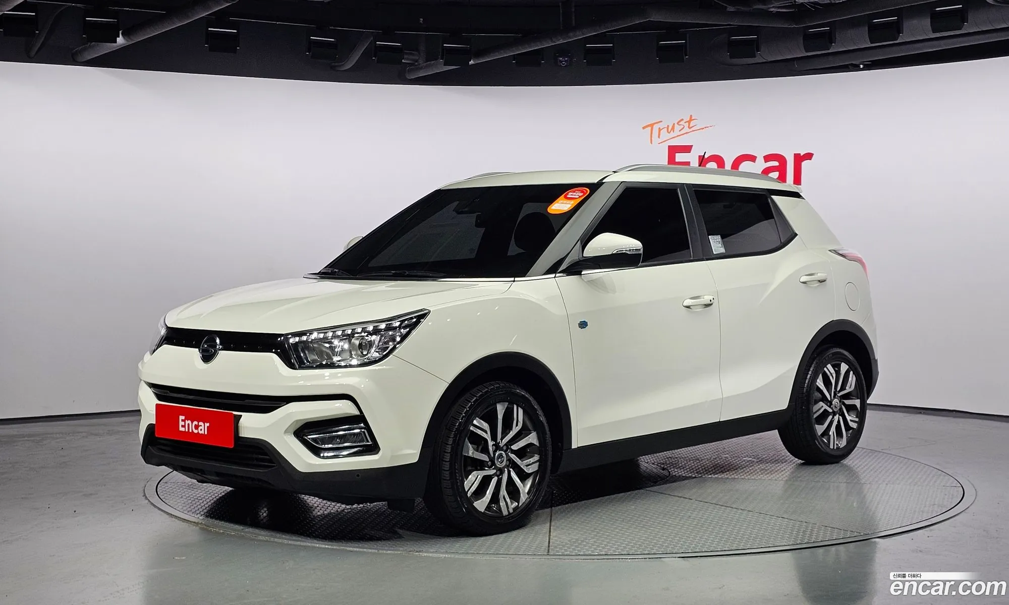 Kg Mobility Ssangyong Tivoli Armor Diesel Lx 2Wd - фотография 6680323