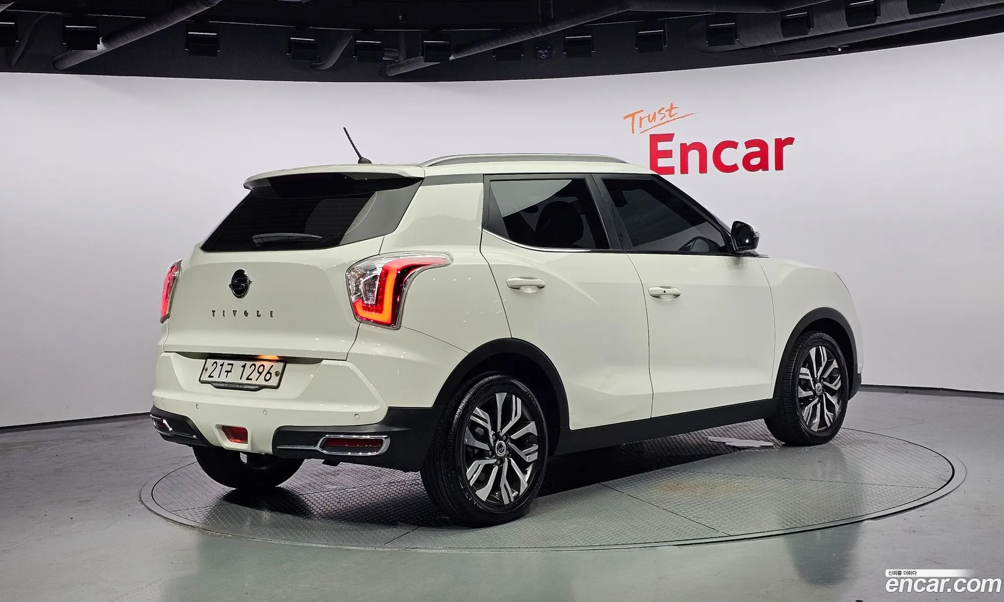 Kg Mobility Ssangyong Tivoli Armor Diesel Lx 2Wd - фотография 6680324