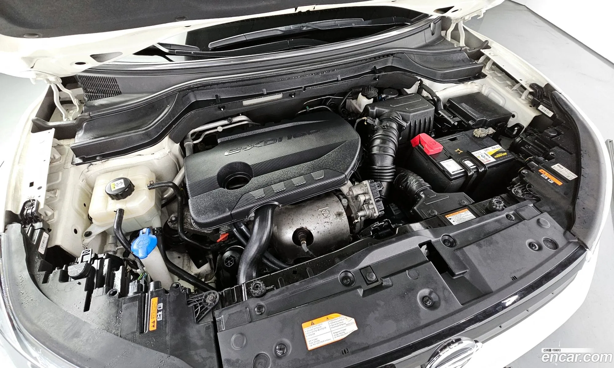 Kg Mobility Ssangyong Tivoli Armor Diesel Lx 2Wd - фотография 6680328