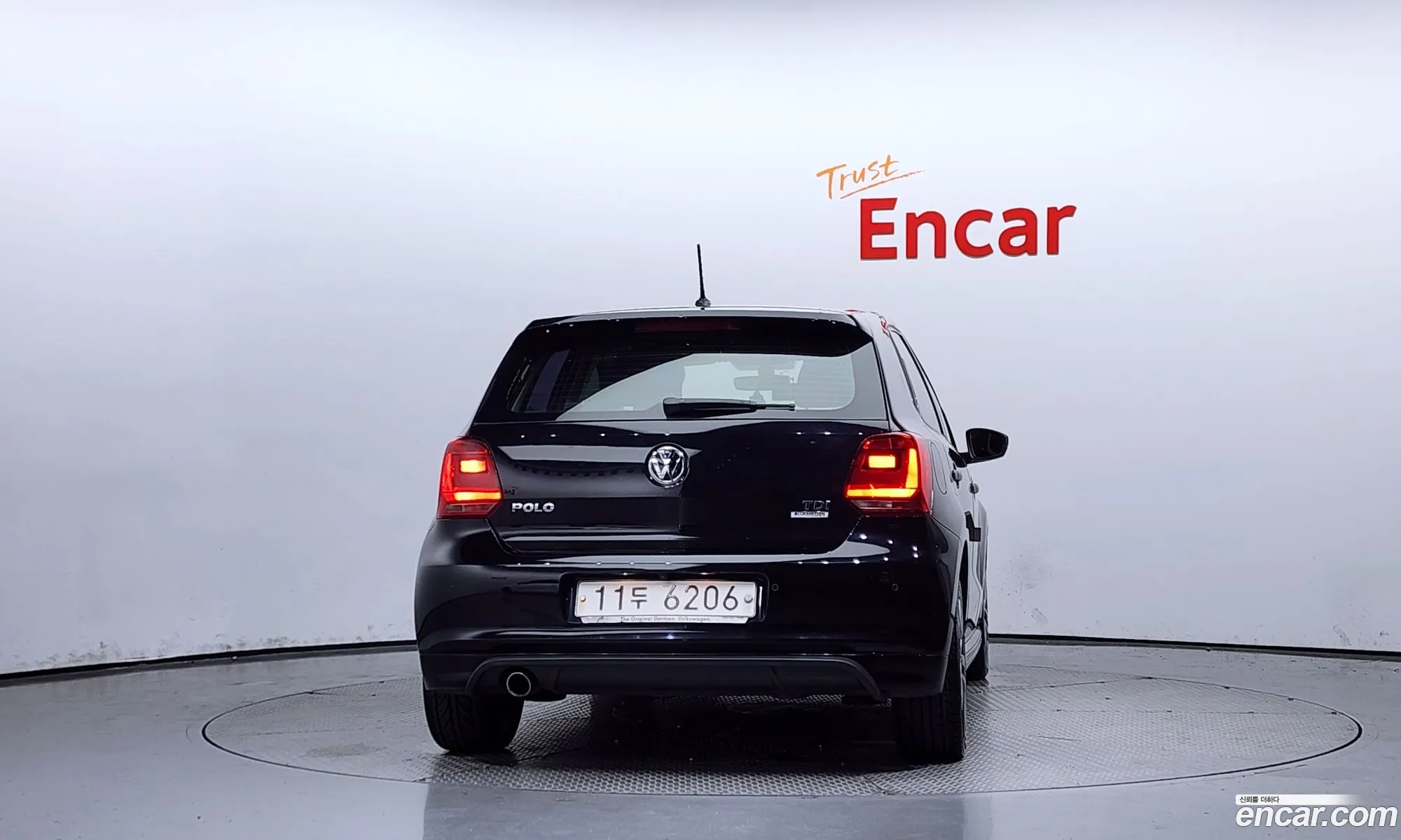 Volkswagen Polo 14 Tdi R-Line 5Th Generation - фотография 8462079