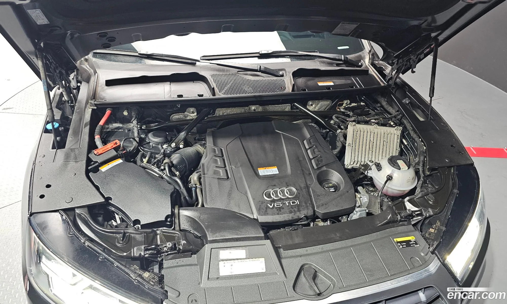 Audi Q5 Fy 50 Tdi Quattro Premium - фотография 134216