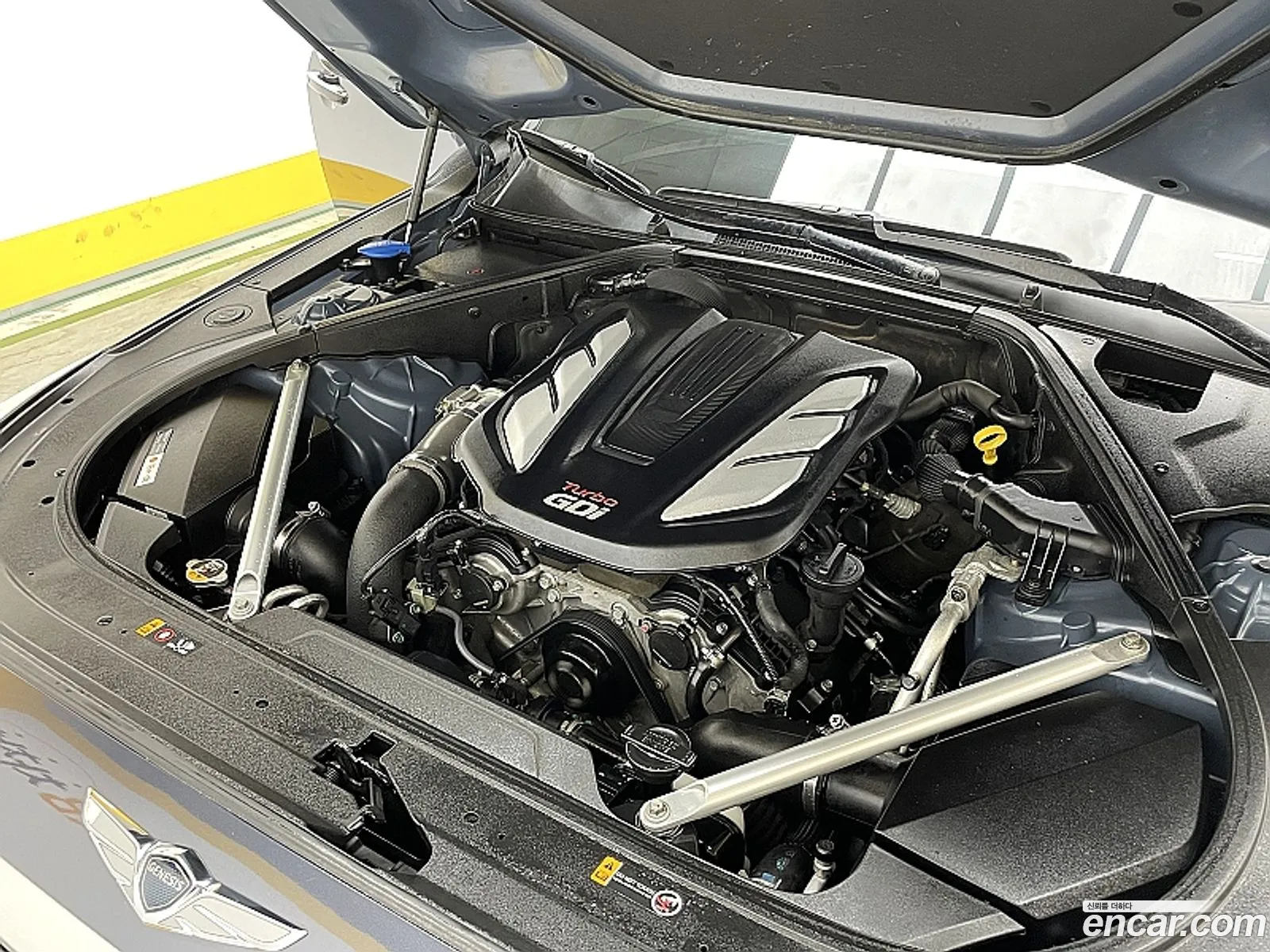 Genesis G90 I 33 T-Gdi Awd 2016 - фотография 1825671