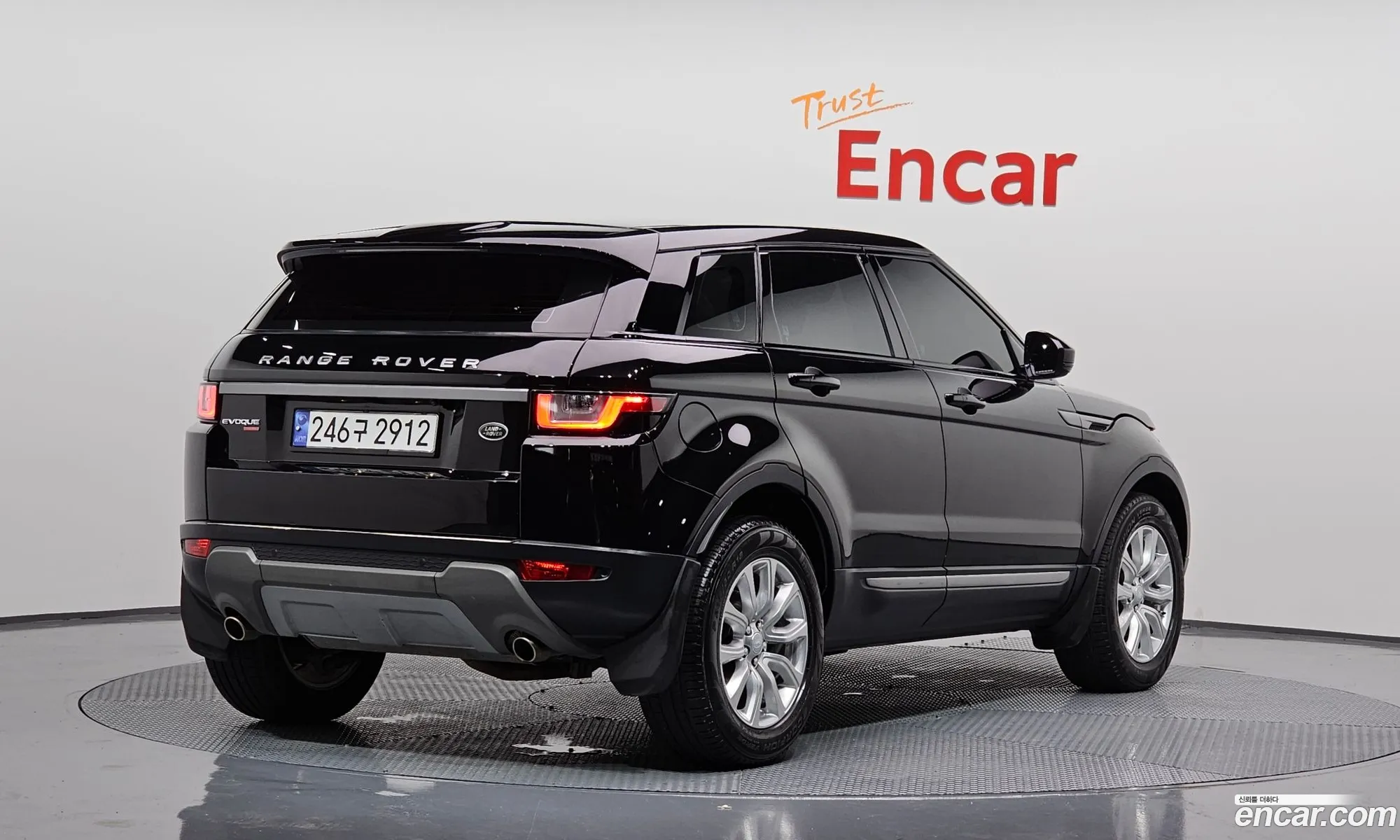 Land Rover Range Rover Evoque 20 Td4 Se - фотография 7341468
