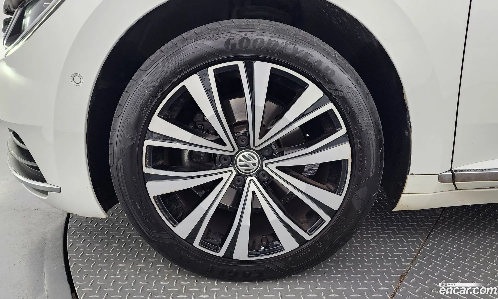 Volkswagen Arteon 20 Tdi Premium - фотография 8462068