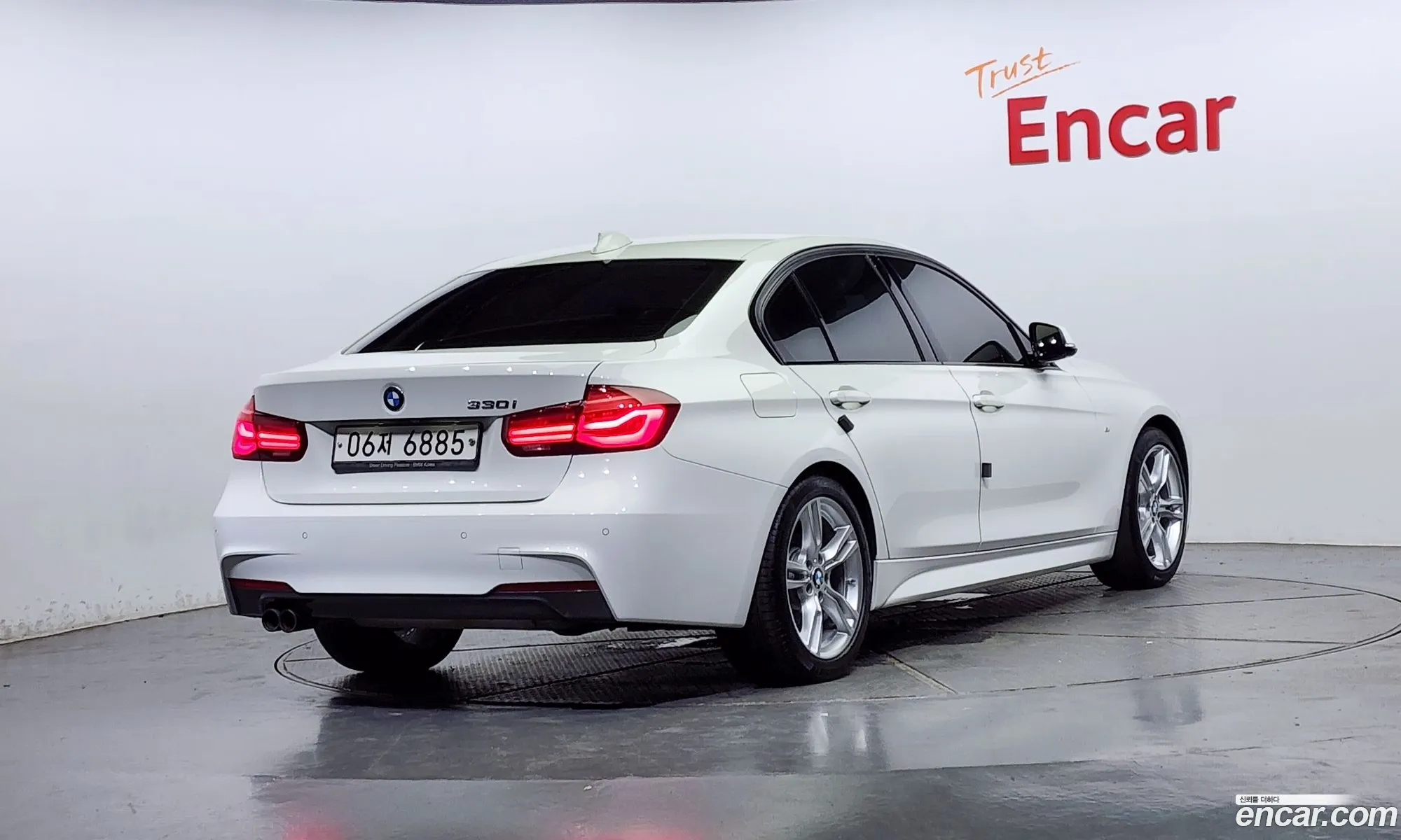 BMW 3Er 330I M Sports Shadow 2018 - фотография 12039882