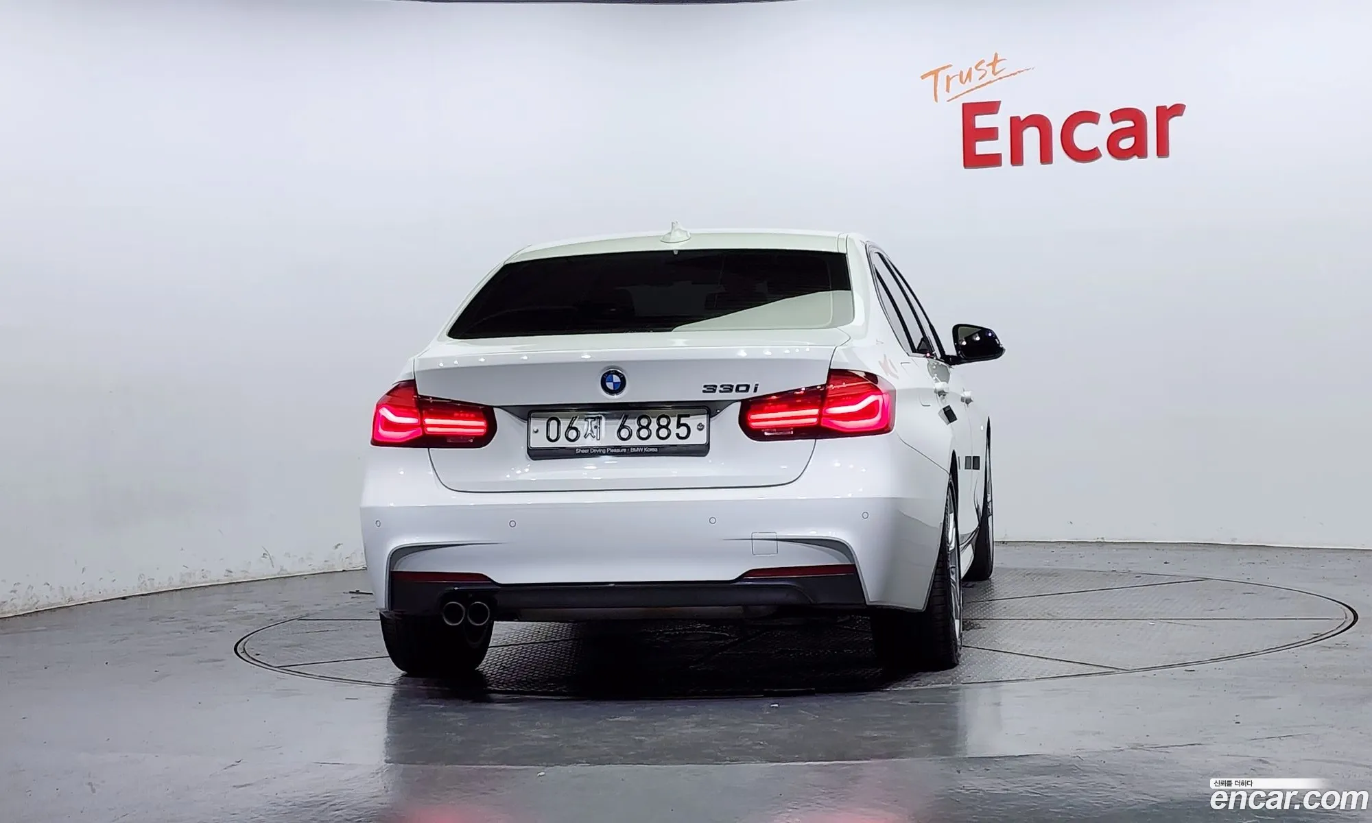 BMW 3Er 330I M Sports Shadow 2018 - фотография 12039884