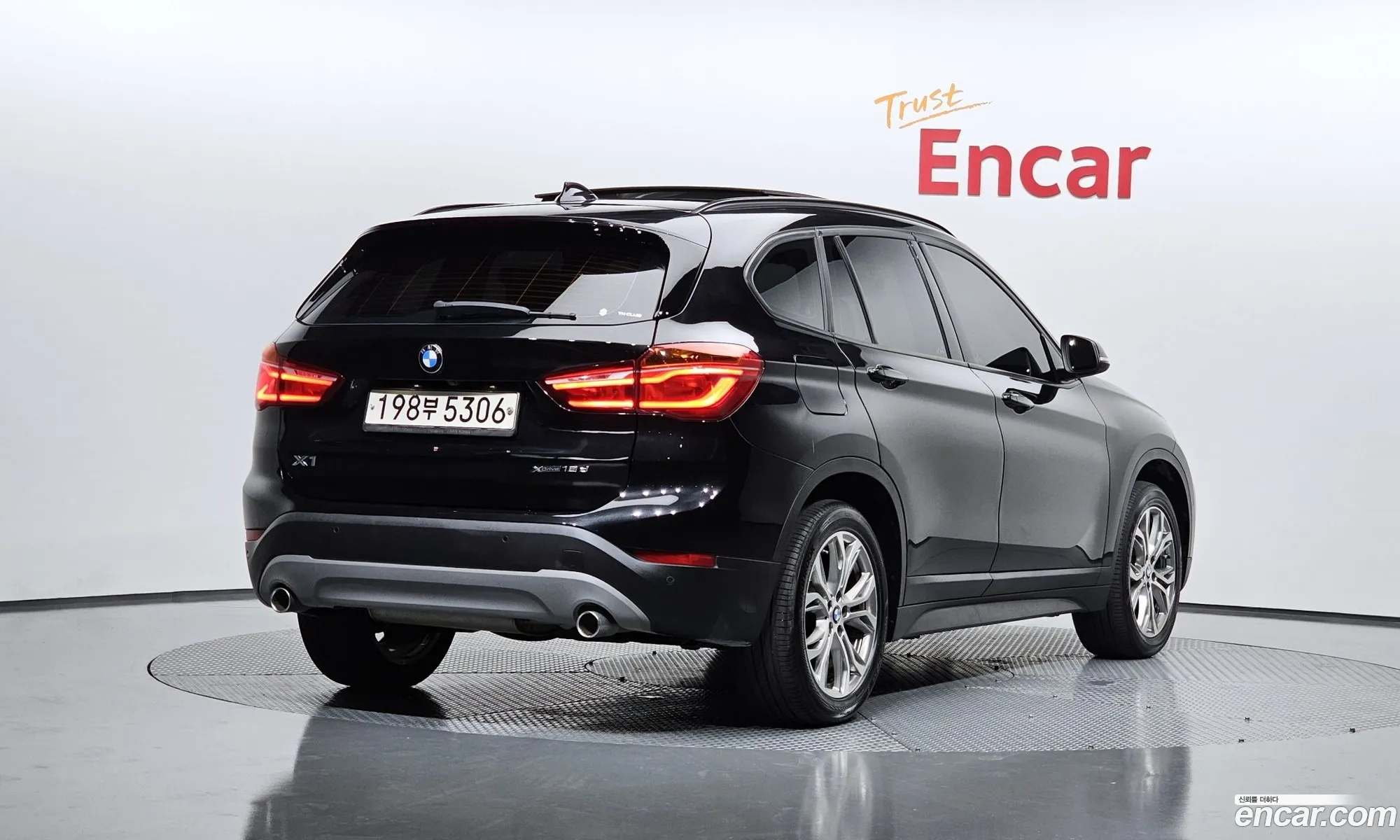 BMW X1 F48 xDrive 18D Joy - фотография 7287440