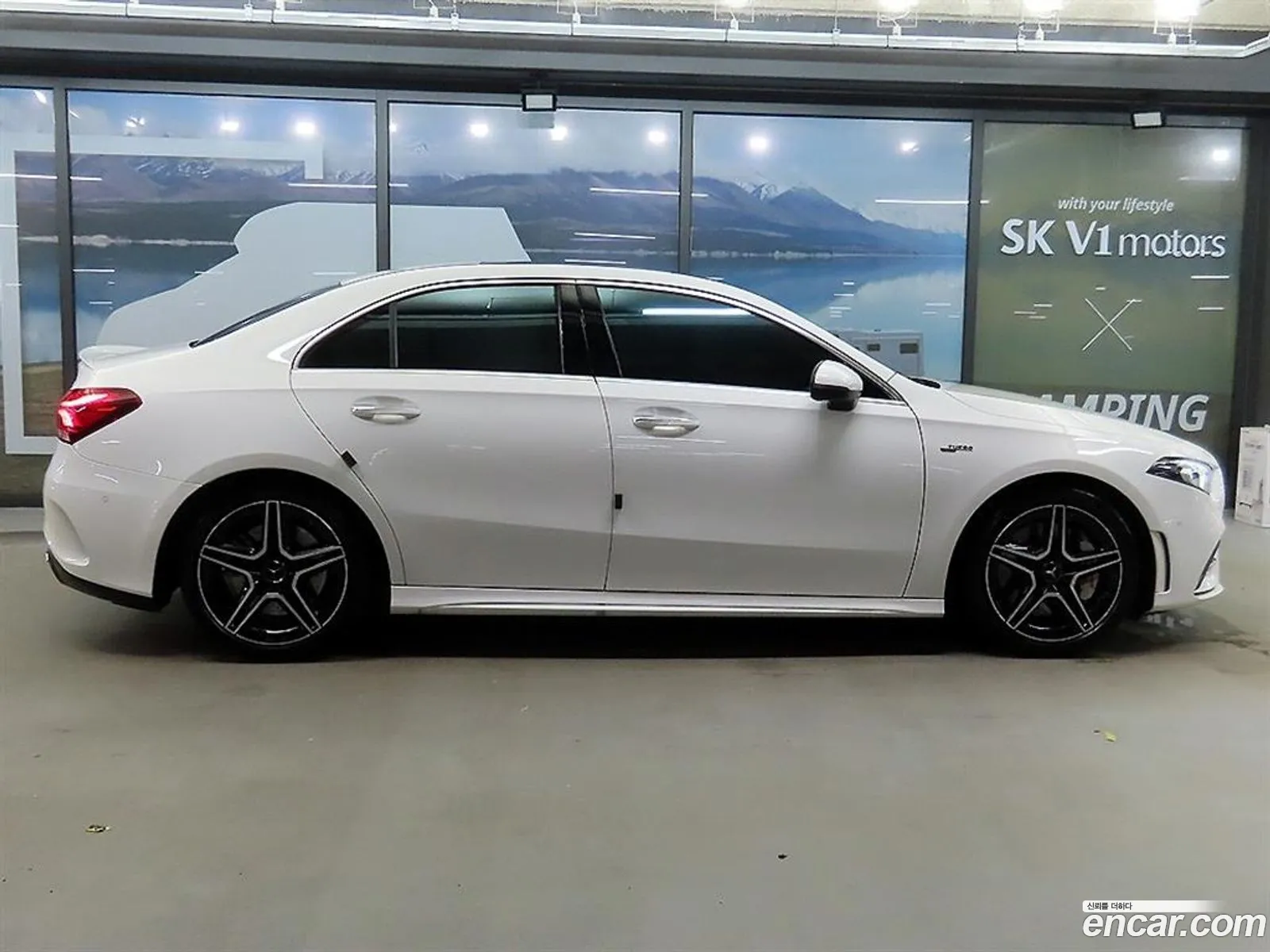 Mercedes-Benz A-Klasse Iv W177 Amg A35 4Matic Sedan 2021 - фотография 17115274