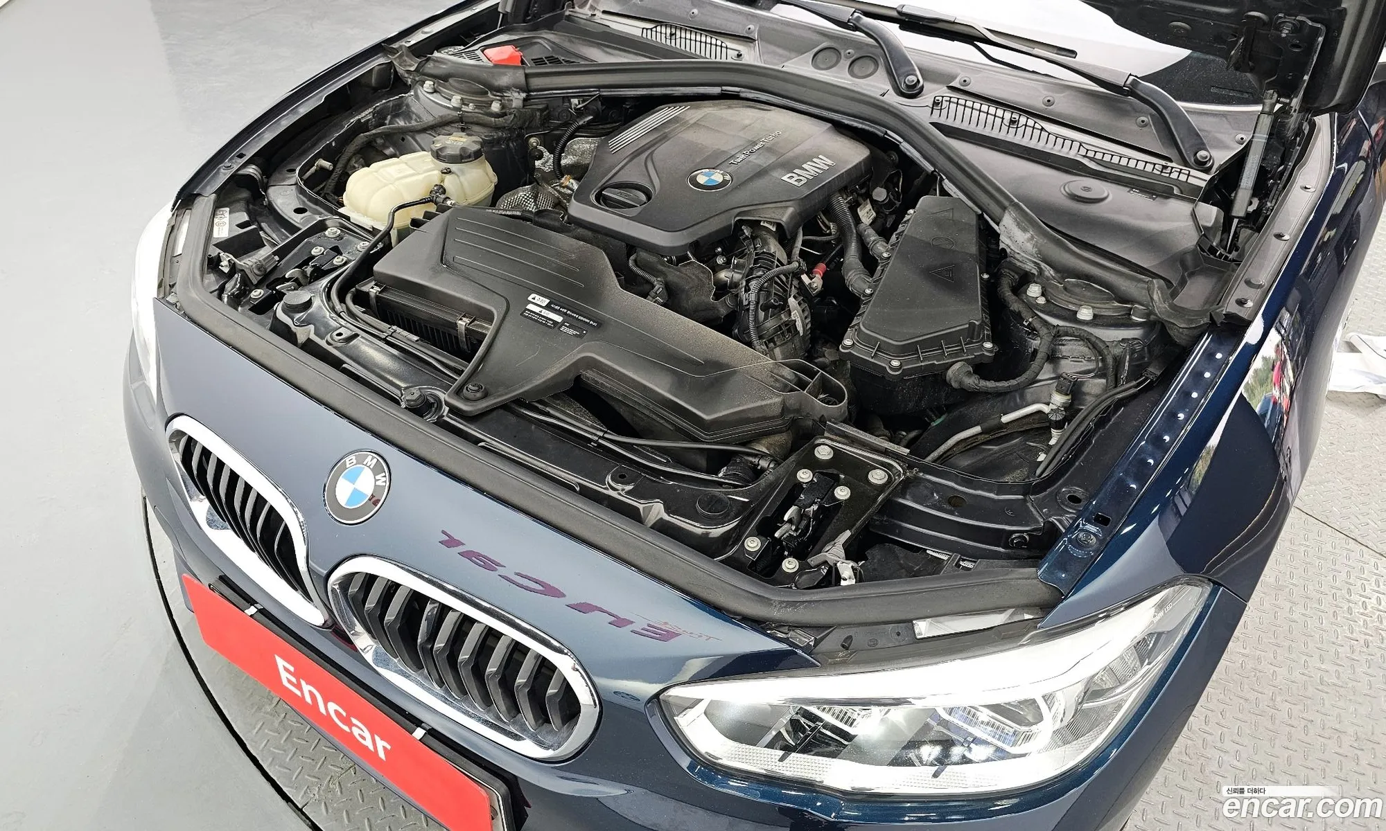 BMW 1 Series F20 118D Sports 5-Door - фотография 6885937
