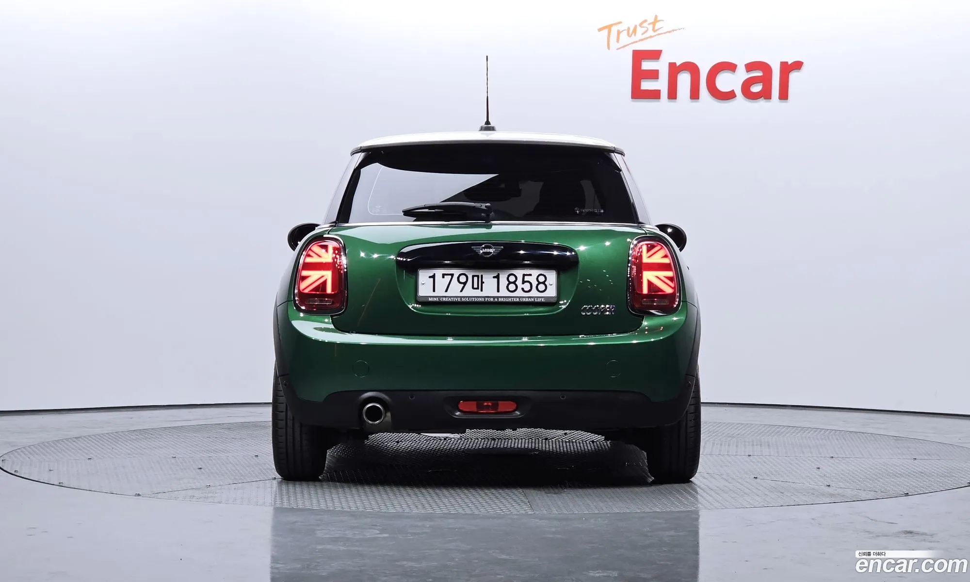 Mini Cooper Basic 3Rd Generation - фотография 10896850