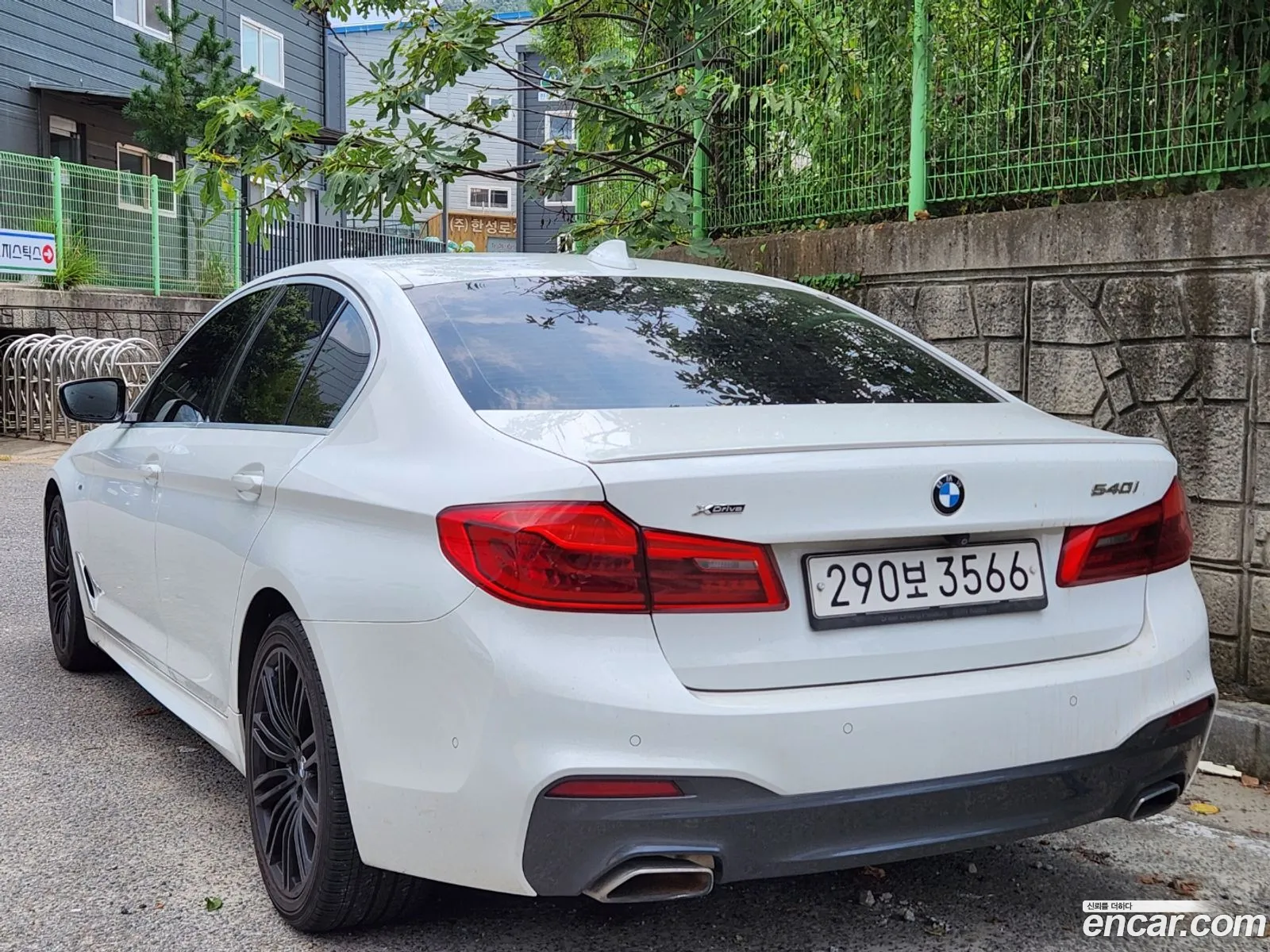 BMW 5 Series G30 540I xDrive M Sport Plus - фотография 7325120