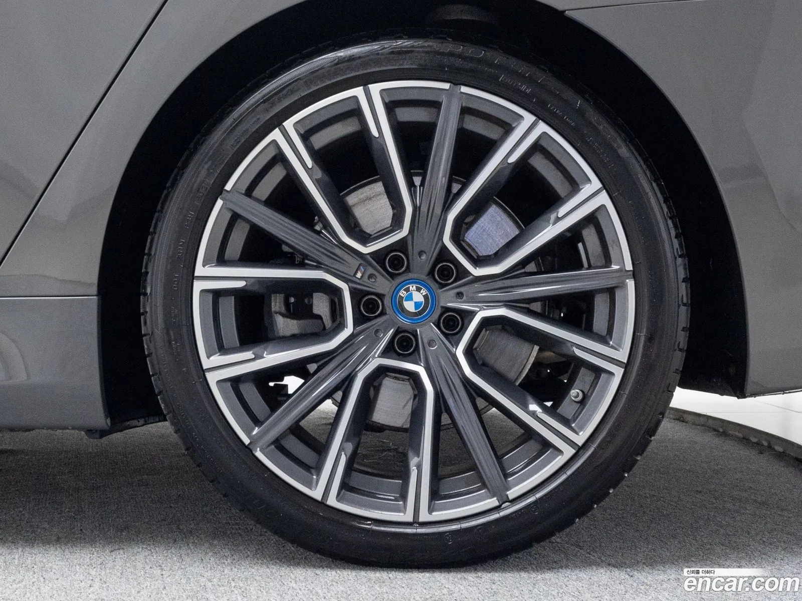 BMW 7Er Vi G11G12 745E Iperformance M Sports 2022 - фотография 4610976
