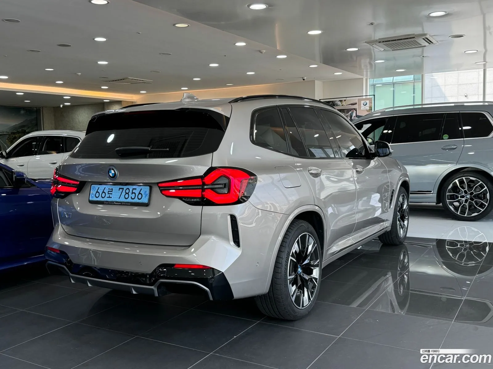 BMW Ix3 M Sports 2024 - фотография 12039841